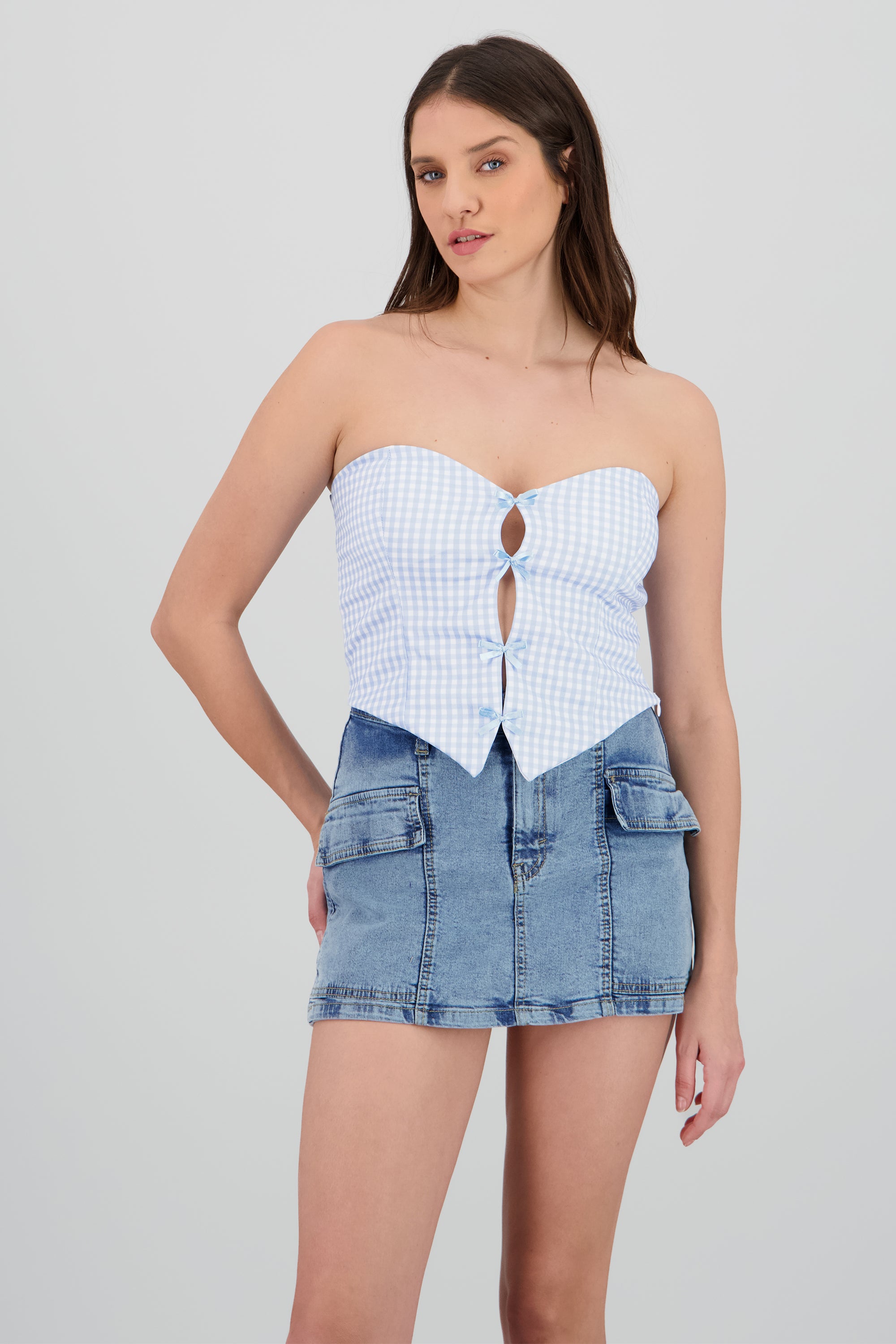 Top strapless escote corazon detalle moños AZUL COMBO
