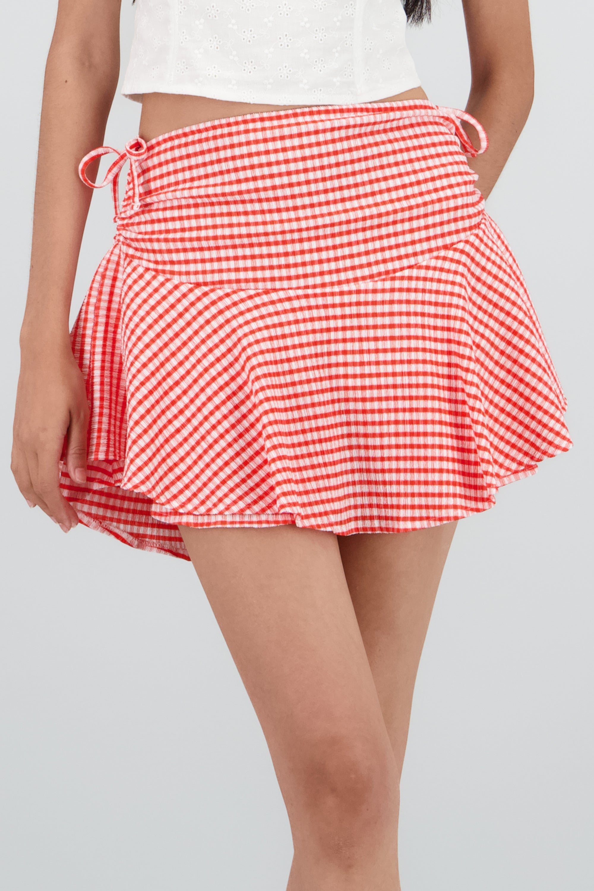 Falda con olan gingham ROJO COMBO
