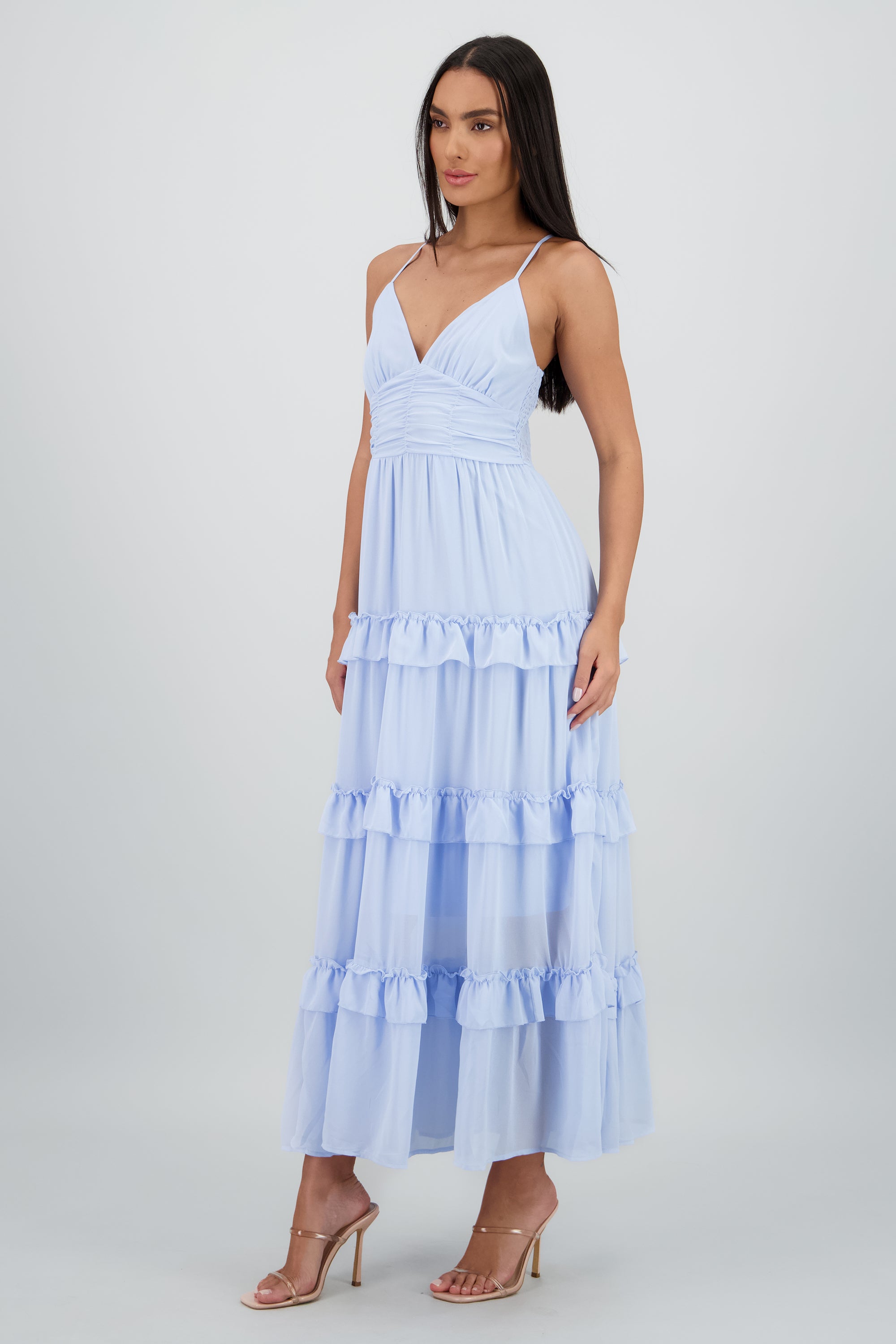 Maxi vestido con volumen y olanes AZUL CIELO