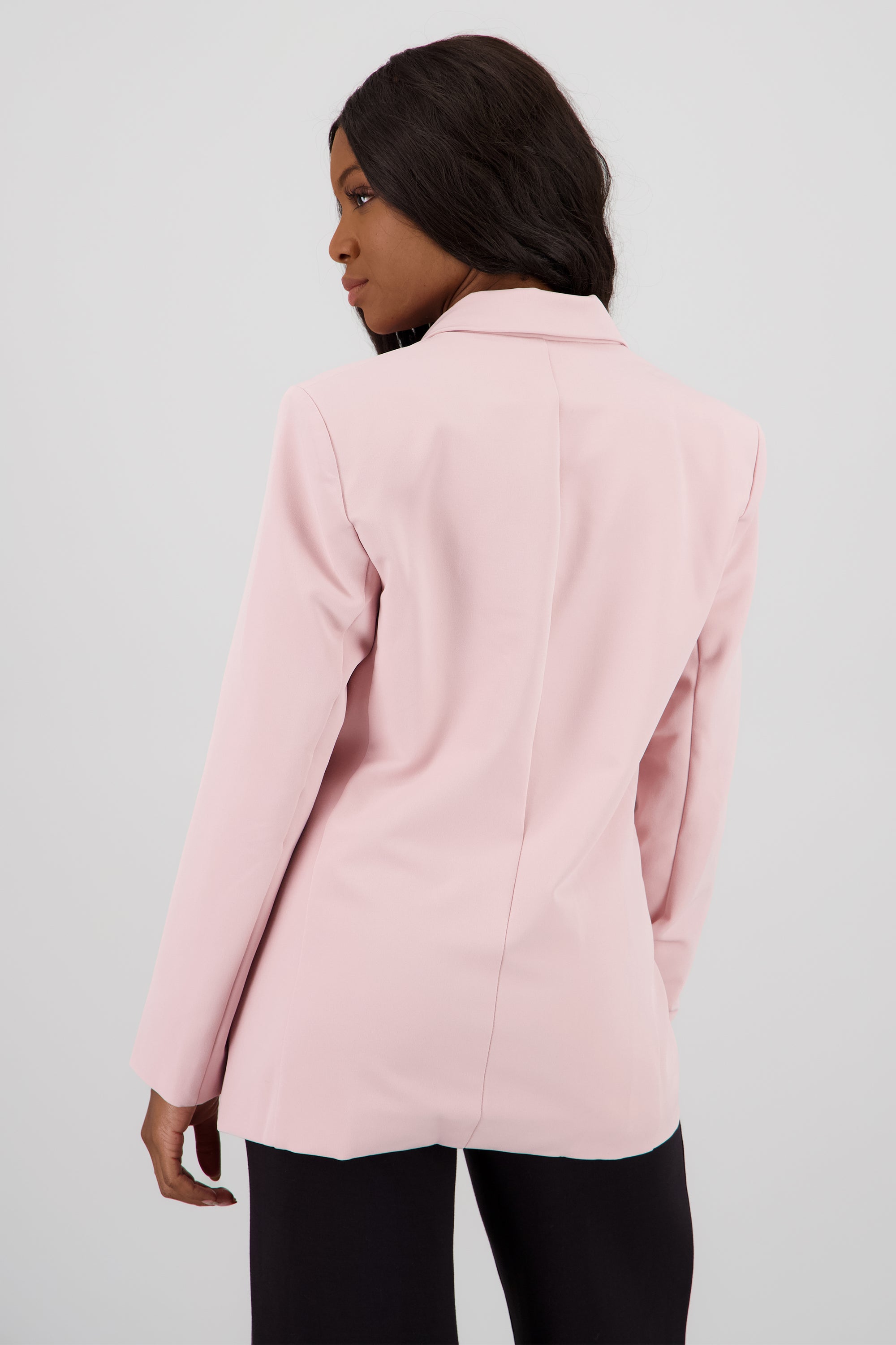 Saco oversized liso con estructura y botones ROSA PASTEL