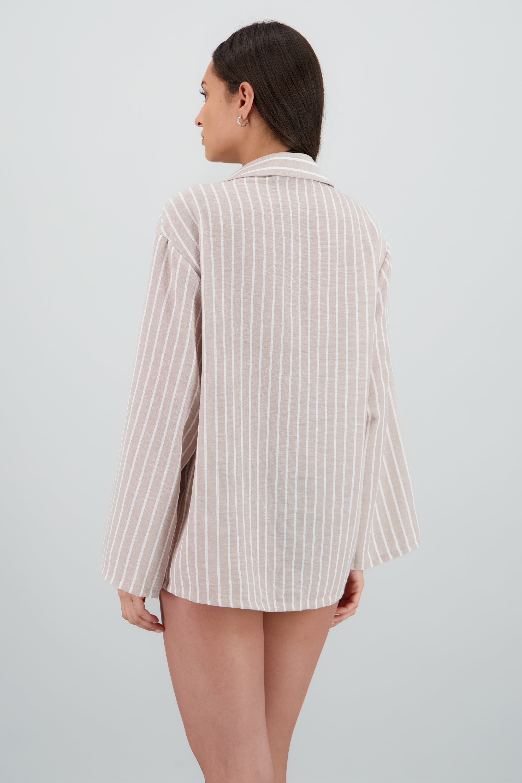 Camisa oversized lineas HUESO