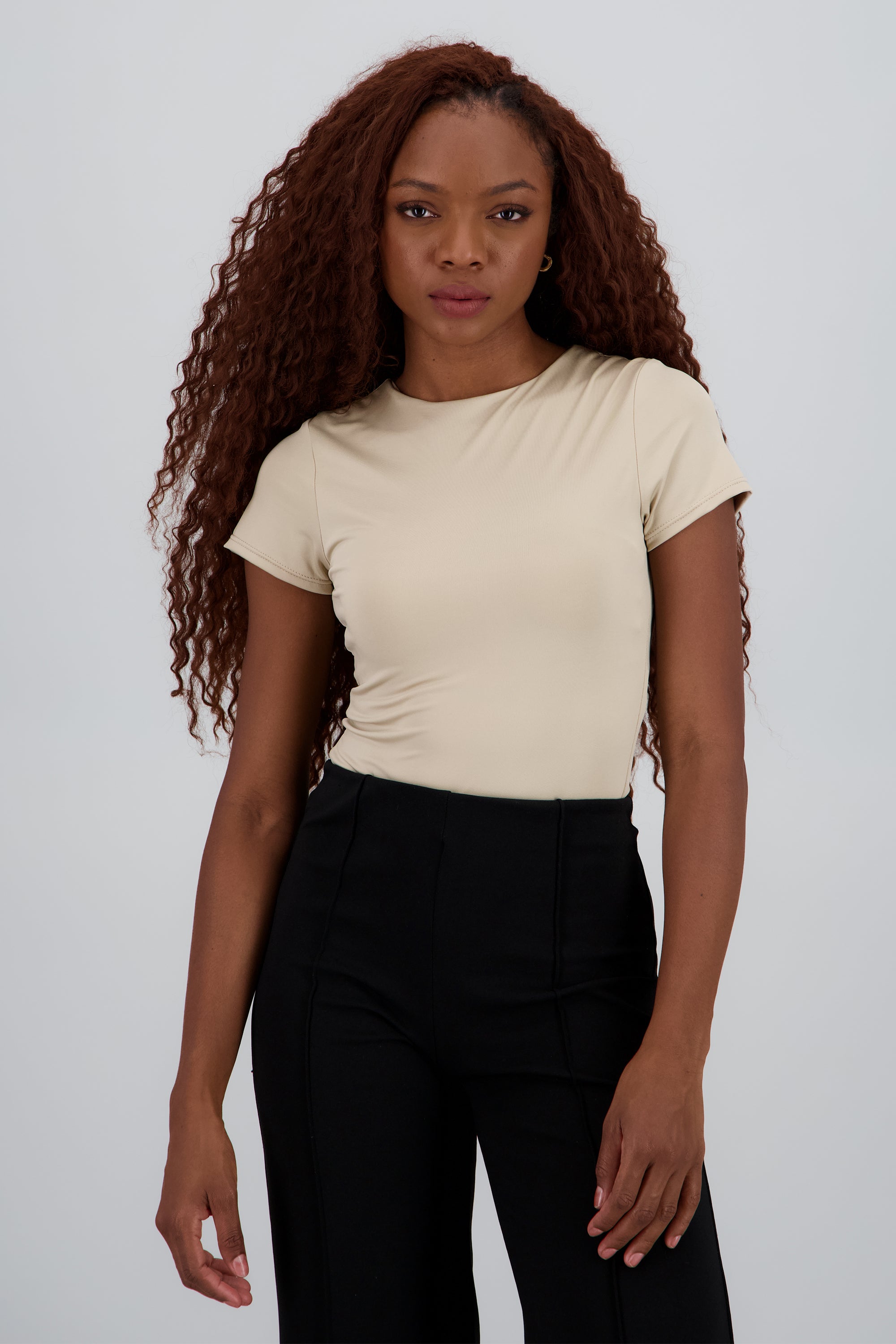 Bodysuit manga corta cuello redondo BEIGE