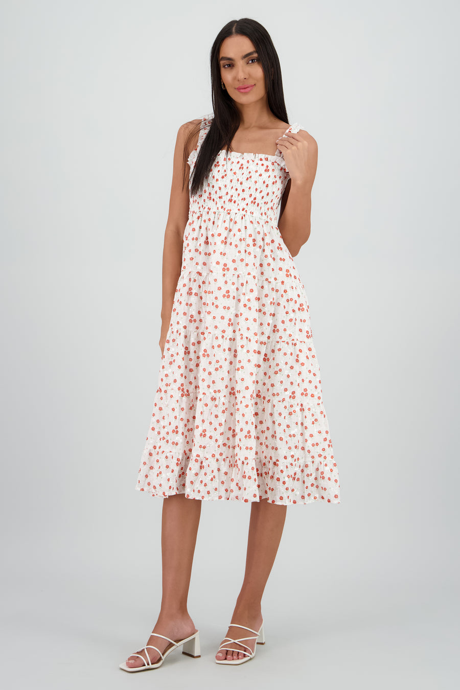 Vestido midi smocked flores bordados