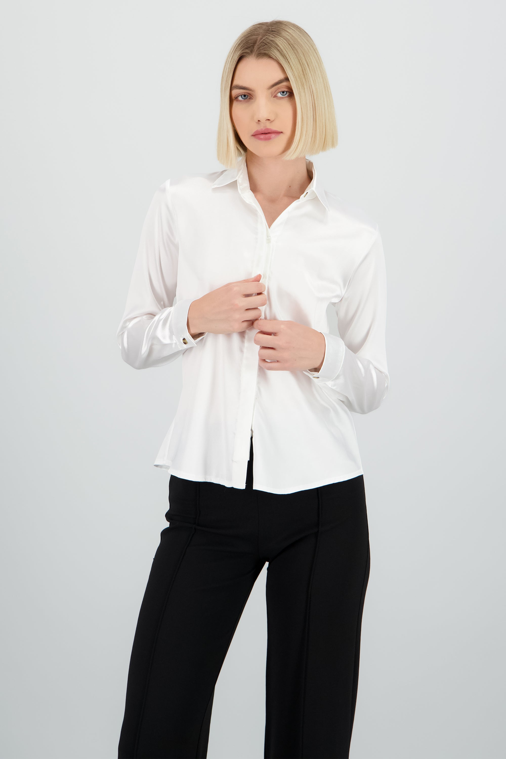 Camisa manga larga cuello detalle satinado HUESO