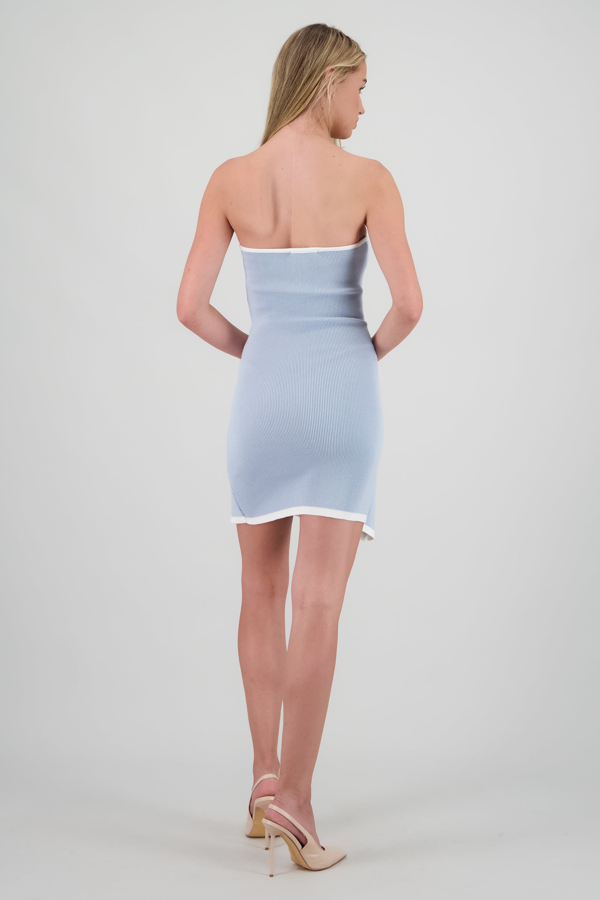 Vestido strapless detalle contraste lazo AZUL PASTEL