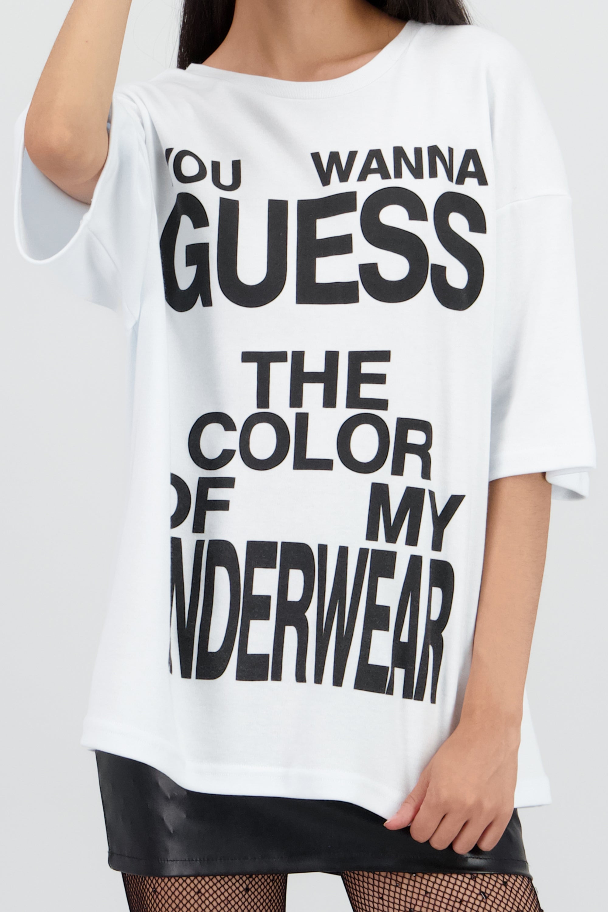 Playera Charli XCX Guess BLANCO