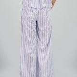 Pantalon recto pretina detalle boton