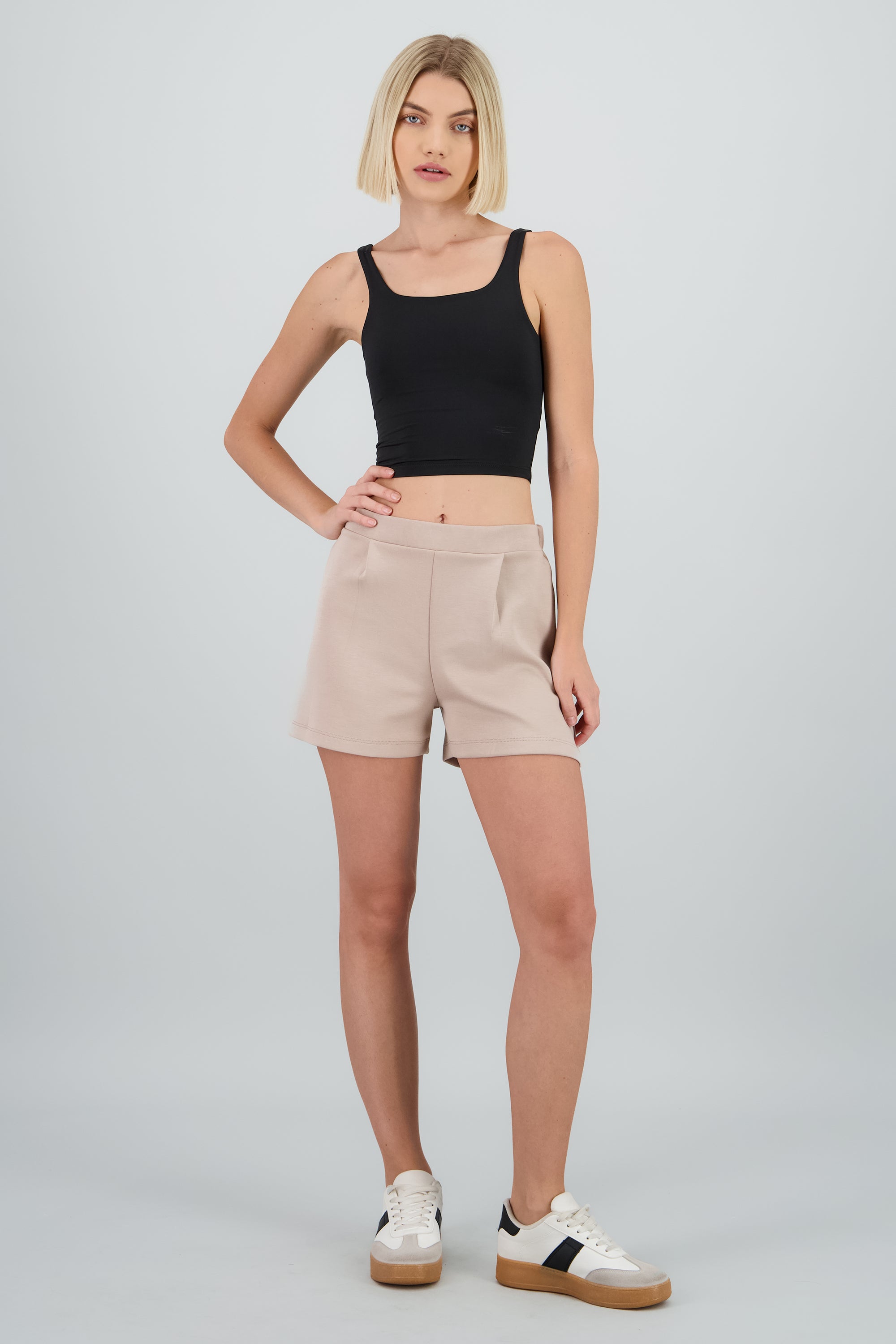 Short pretina con ligas BEIGE