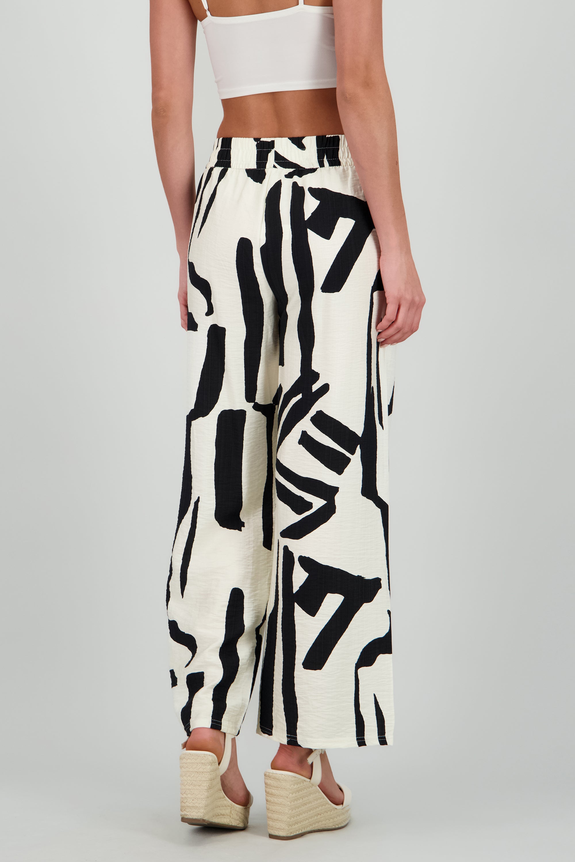 Pantalon amplio estampado geometrico NEGRO COMBO