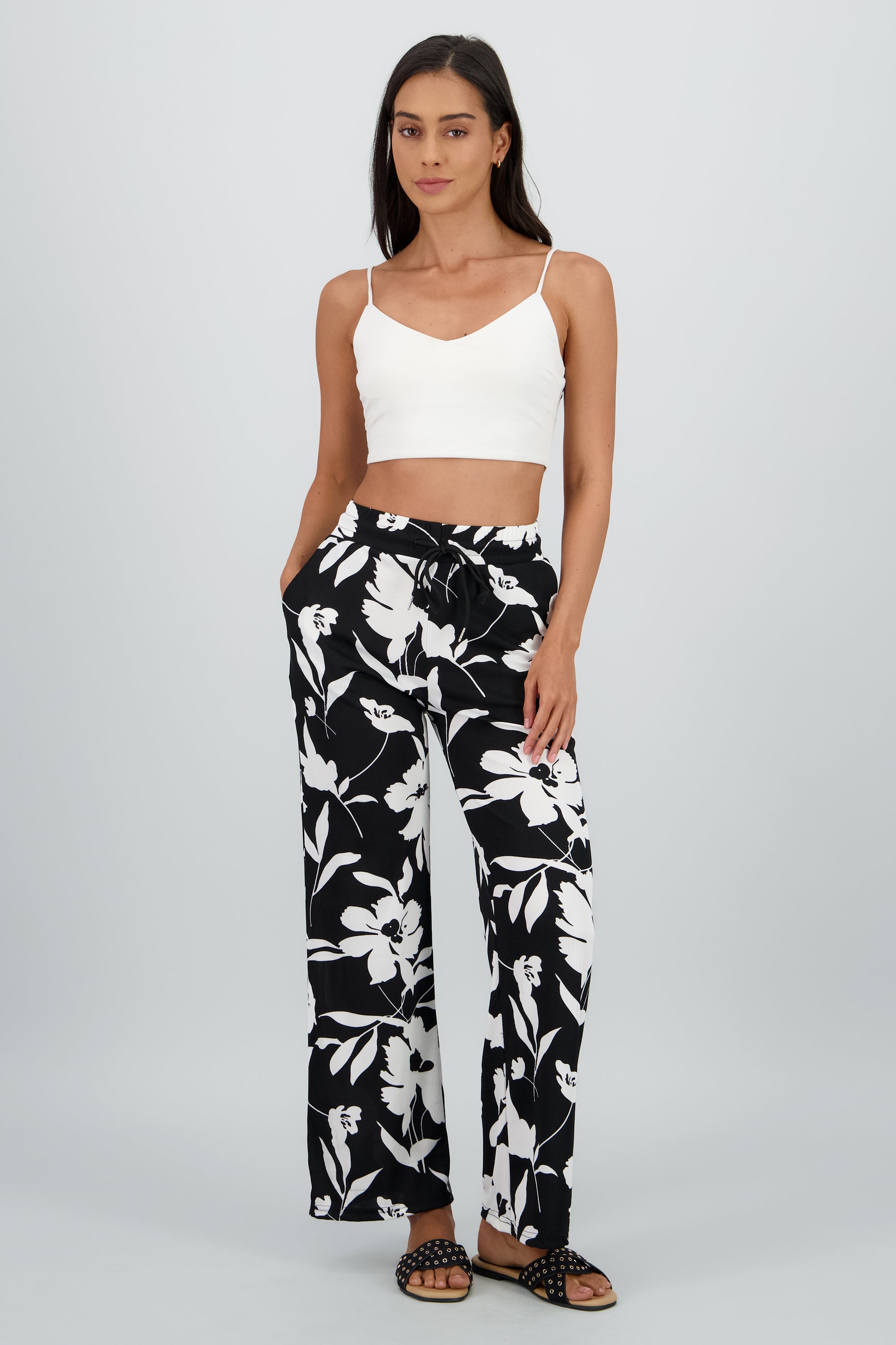 Pantalon amplio flores NEGRO COMBO