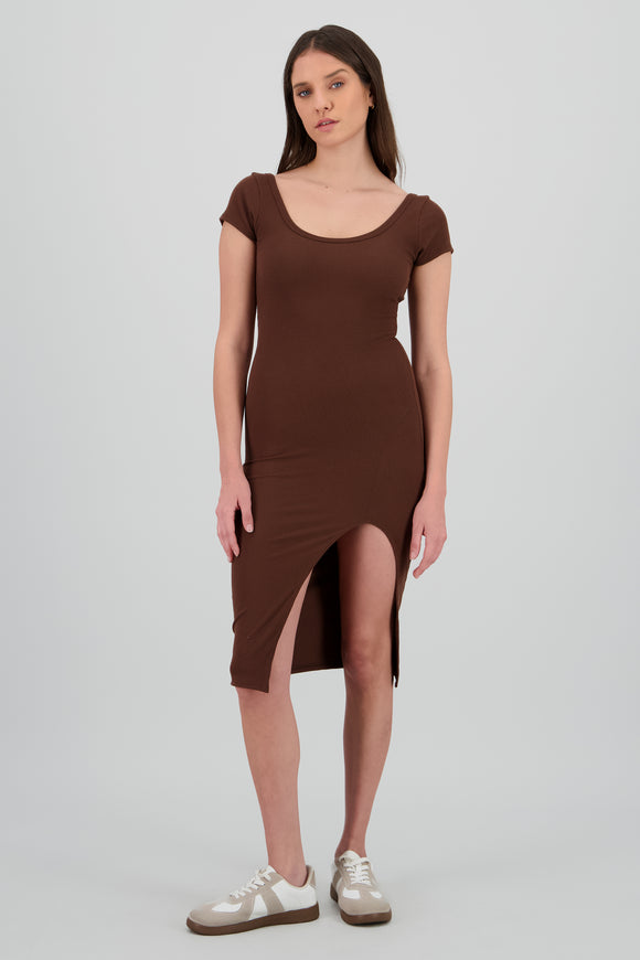 DARK BROWN