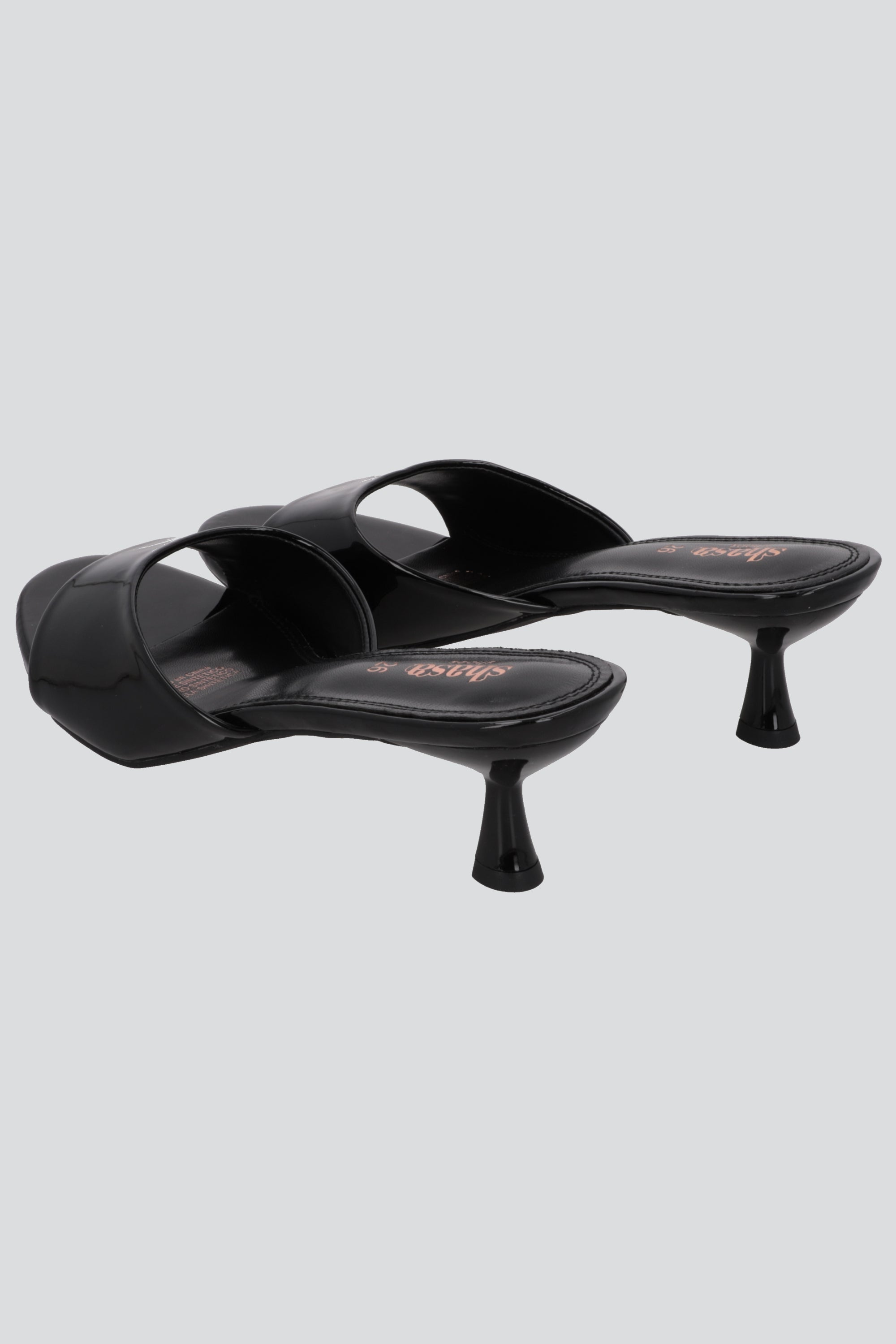 Tacon kitten mula peep toe NEGRO
