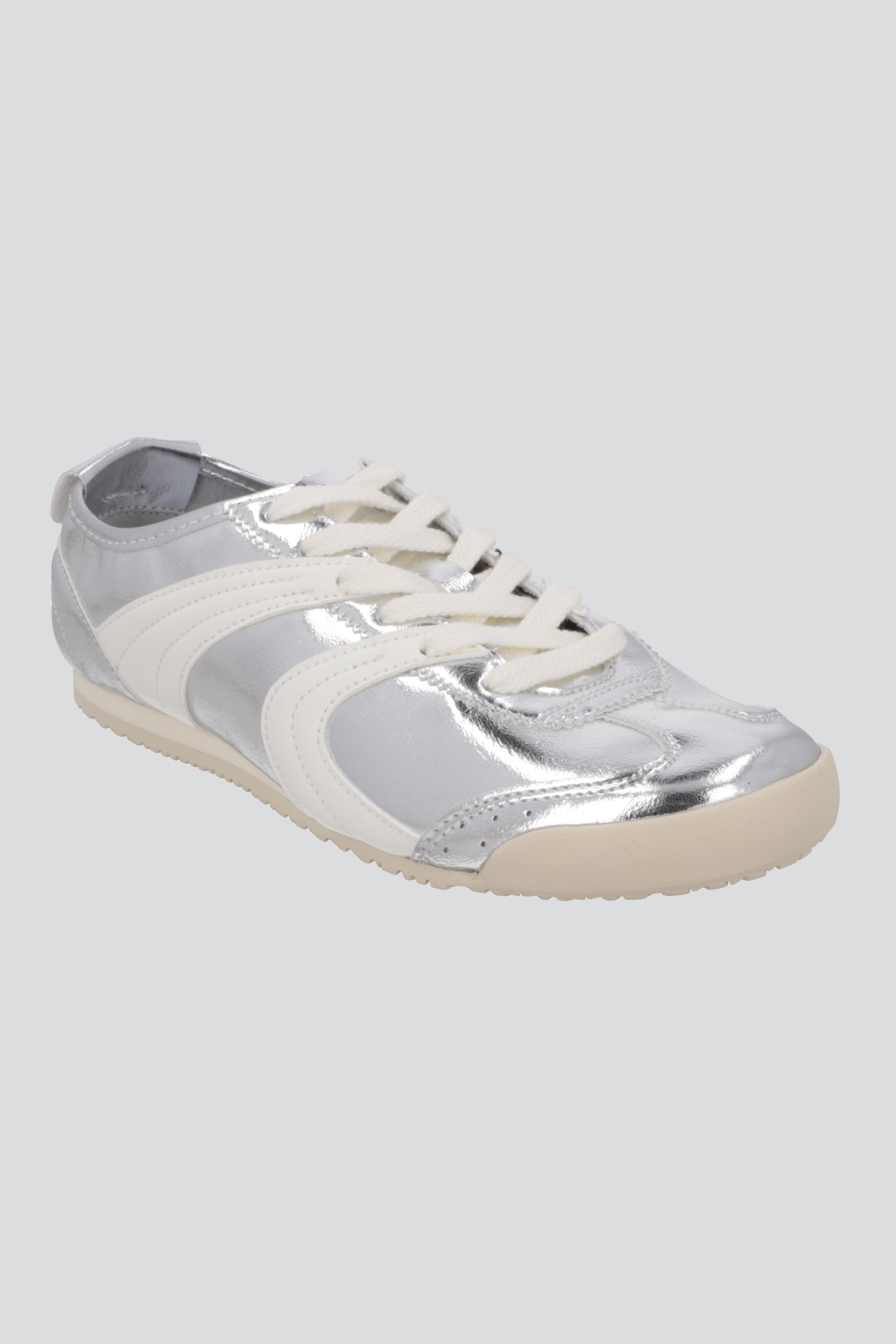 Tenis metálico suela delgada PLATA