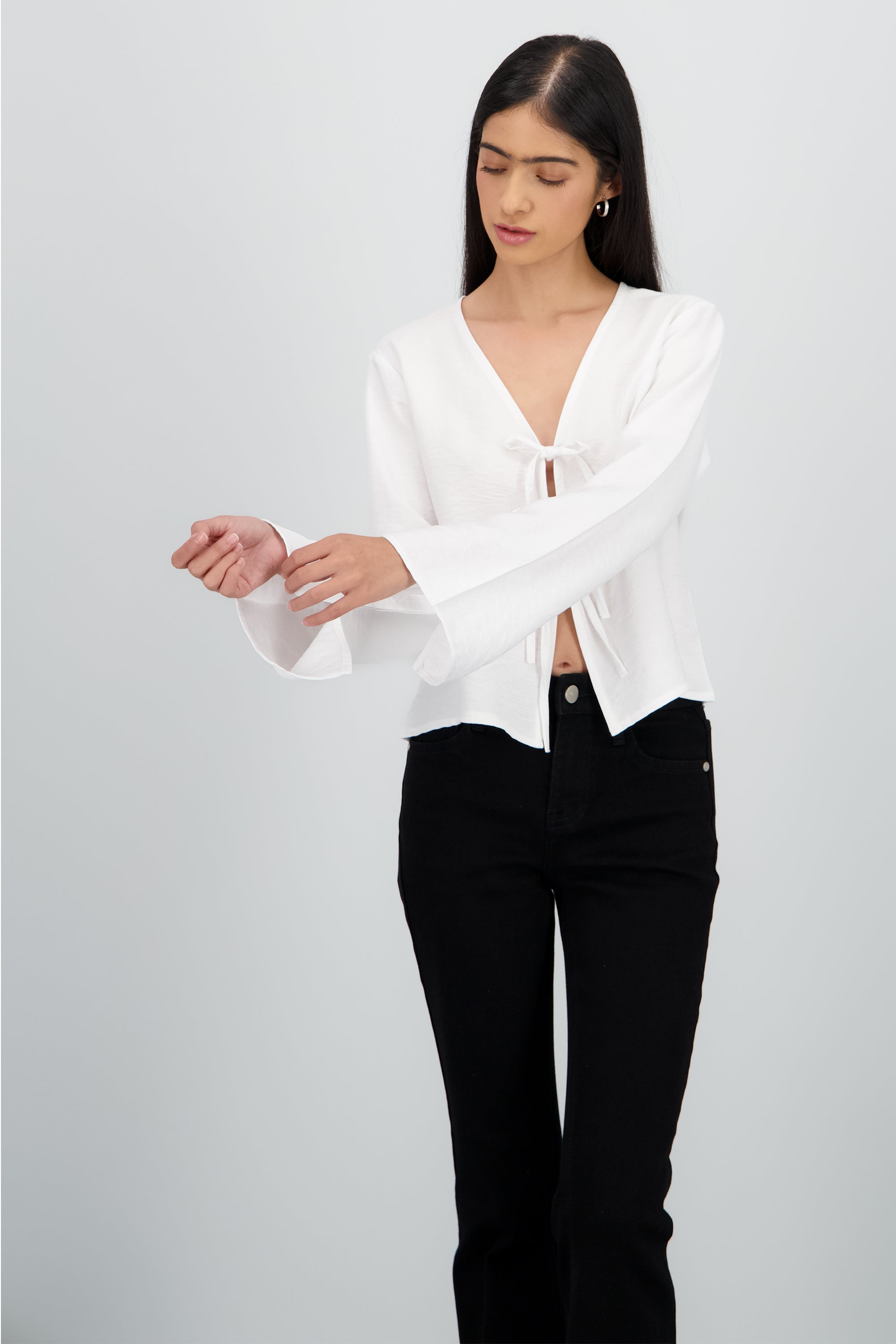 Blusa manga larga con moños BLANCO