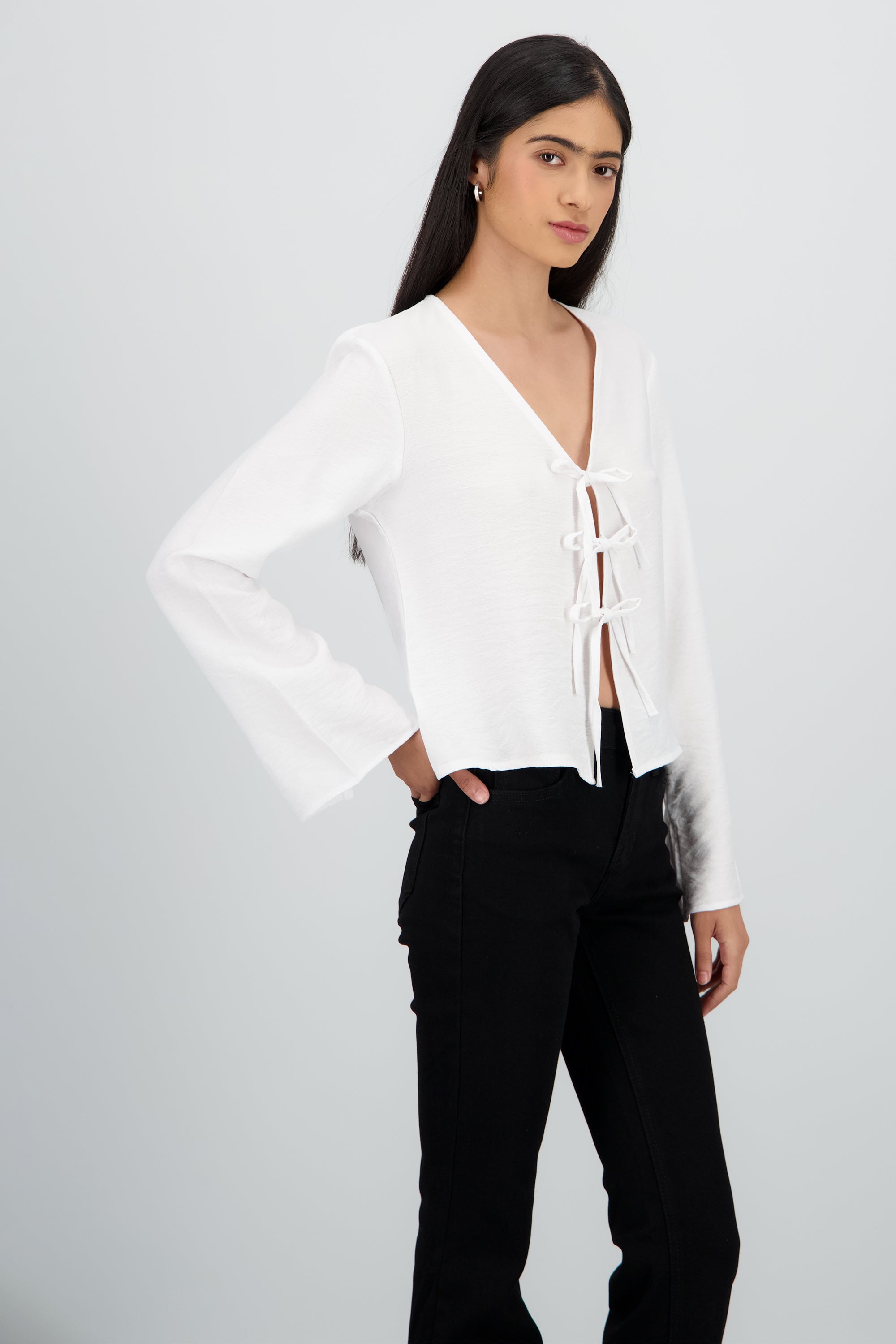 Blusa manga larga con moños BLANCO