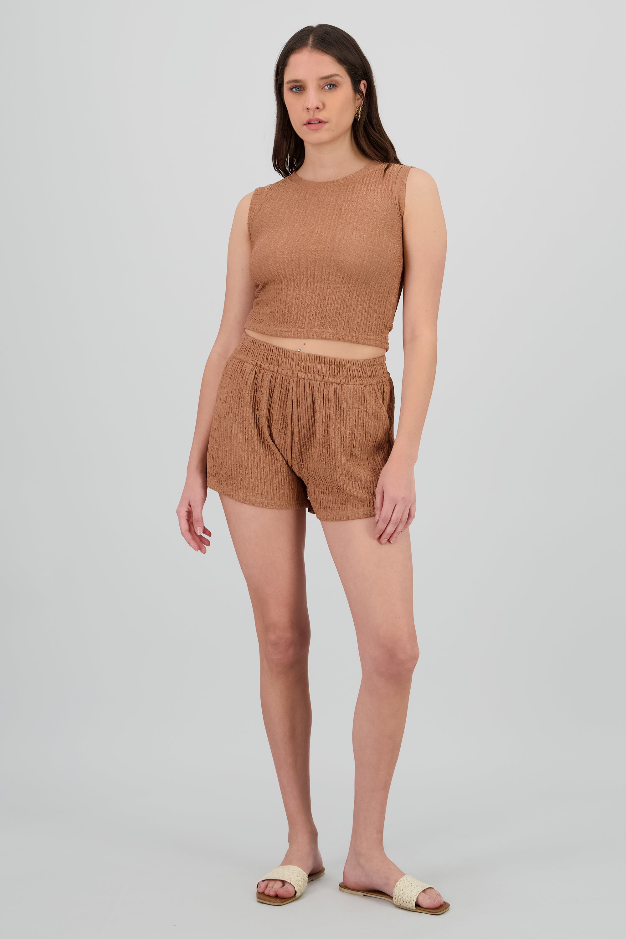 Short bolsas textura CAFE