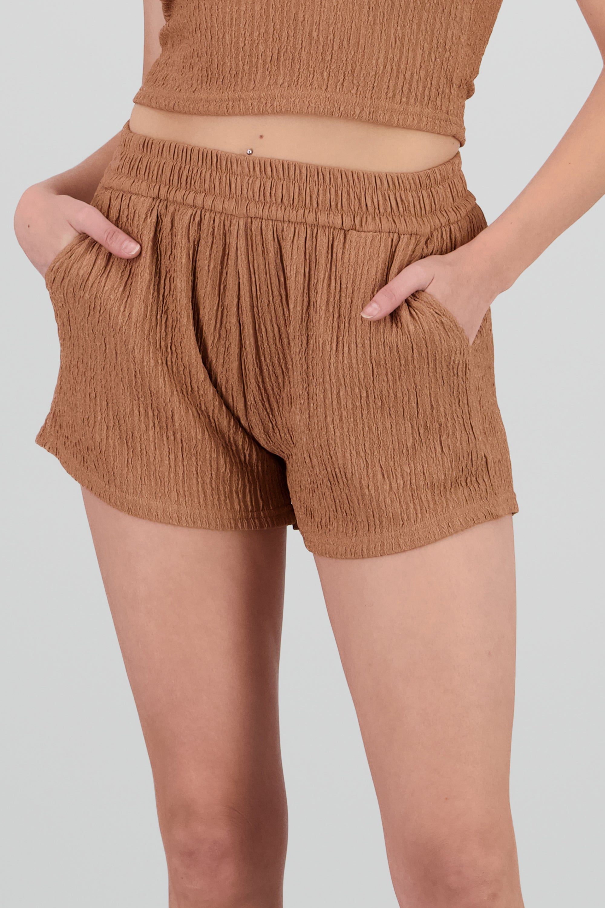 Short bolsas textura CAFE