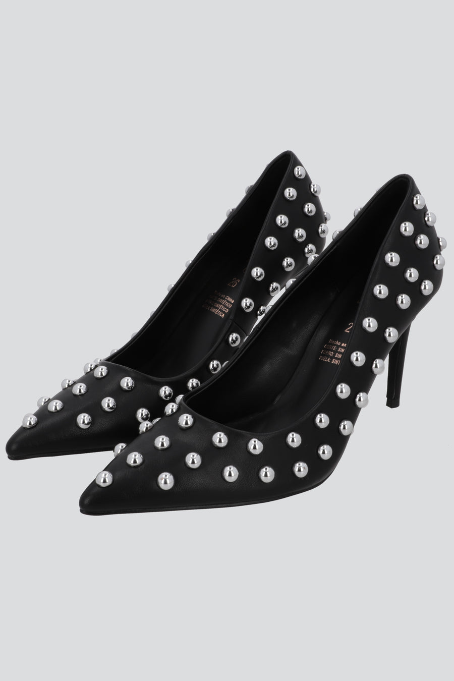 Tacon pointy mega studs