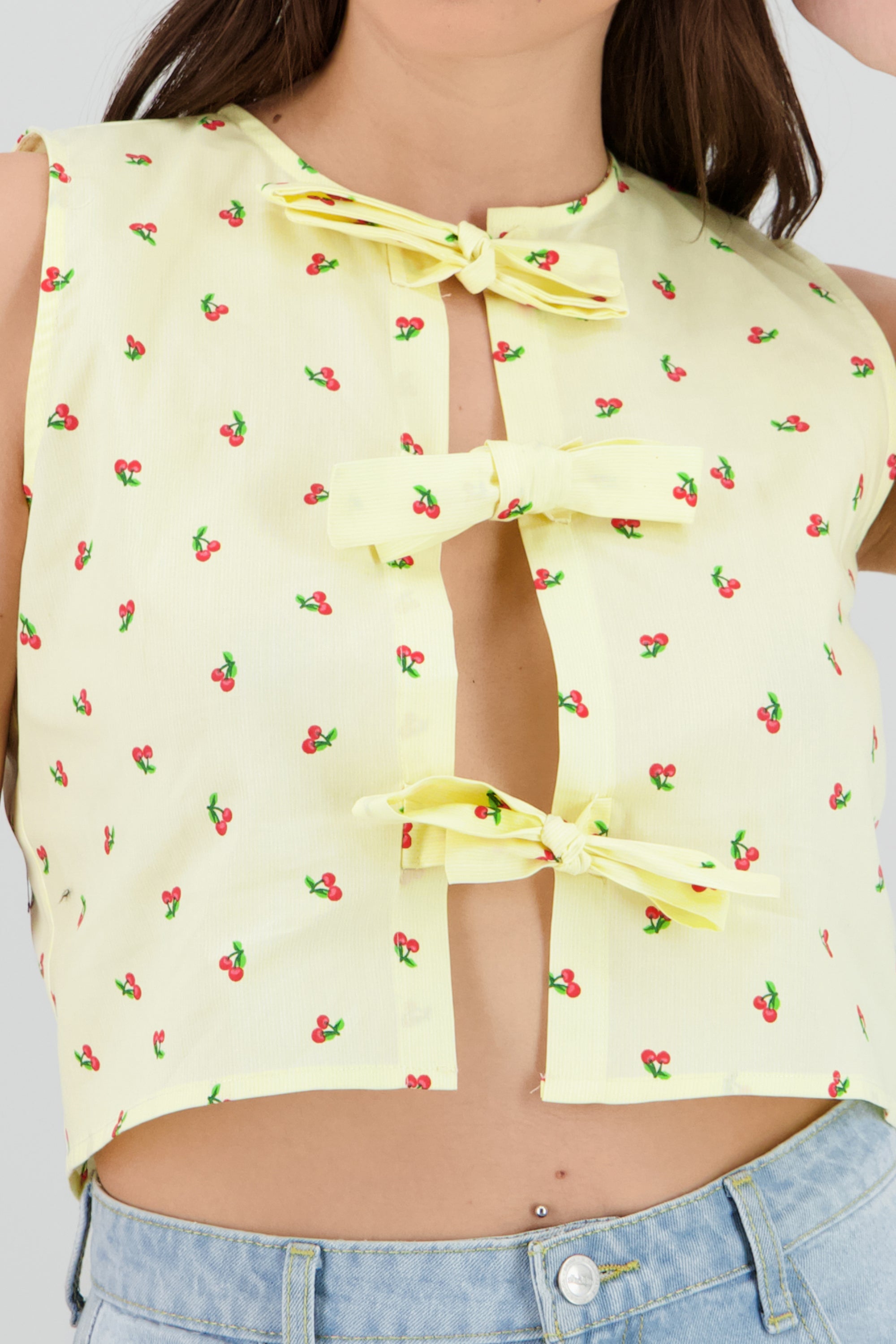PASTEL YELLOW