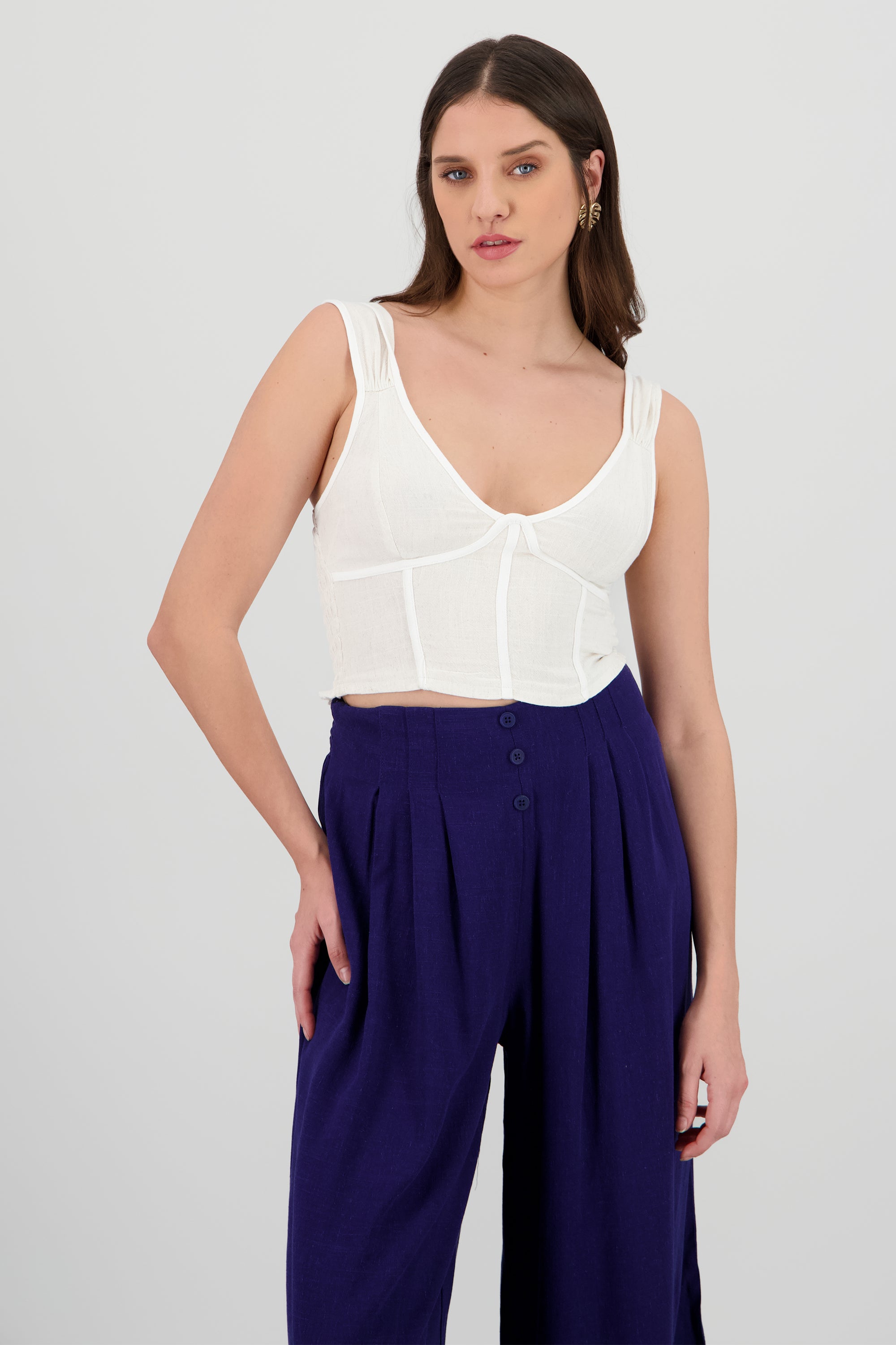 Top contraste costuras tirantes HUESO