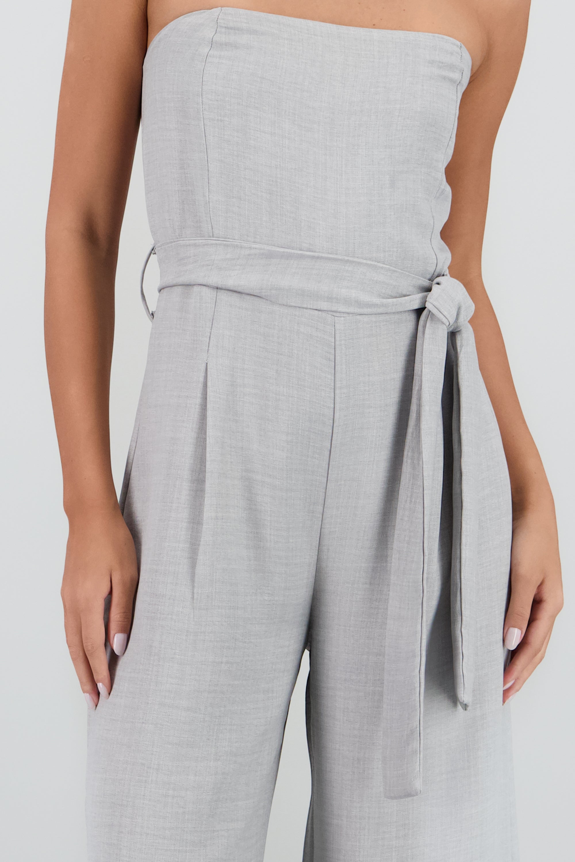 Jumpsuit strapples ligero detalle lazo GRIS