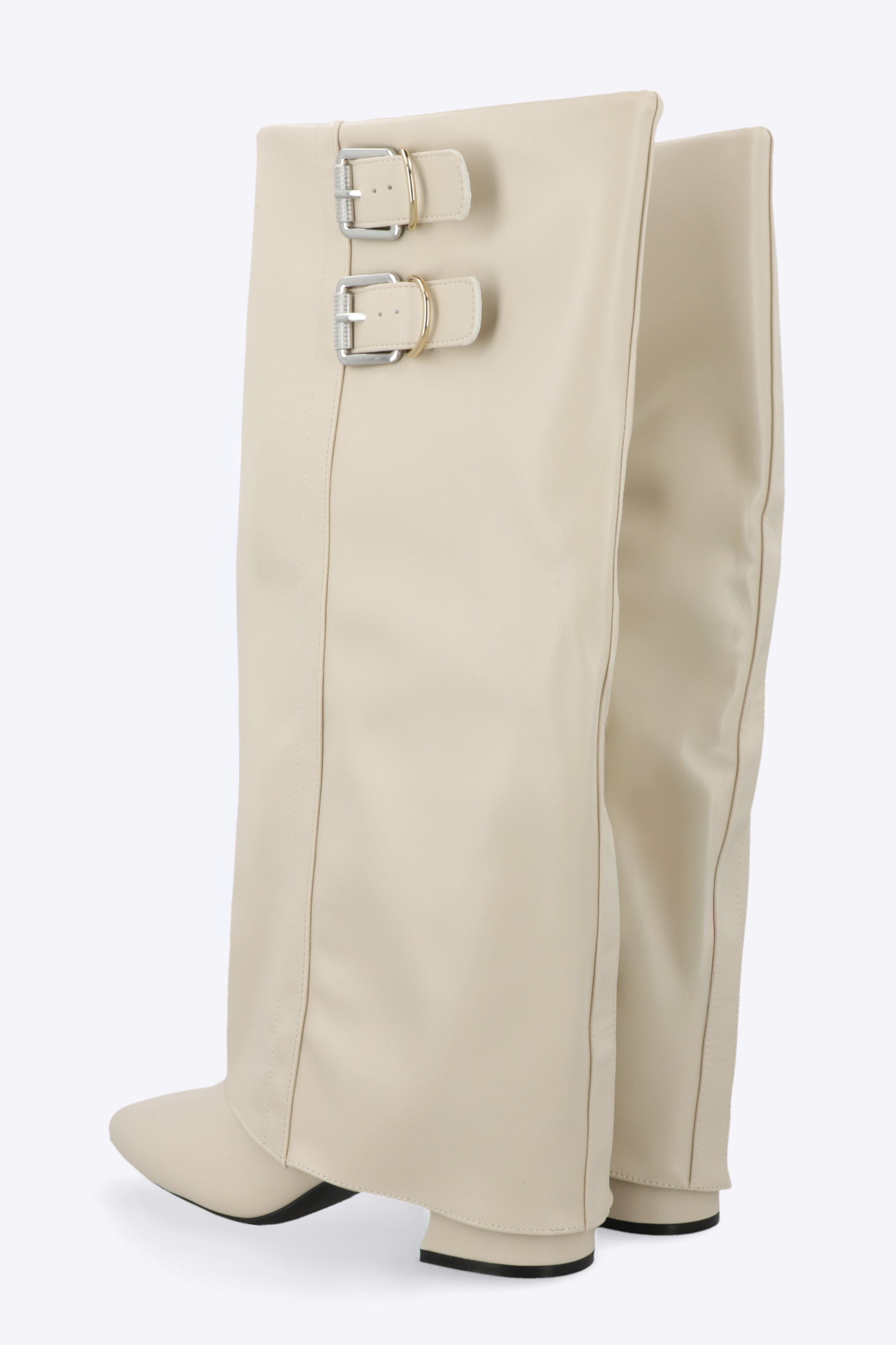 Bota funda alta hebillas