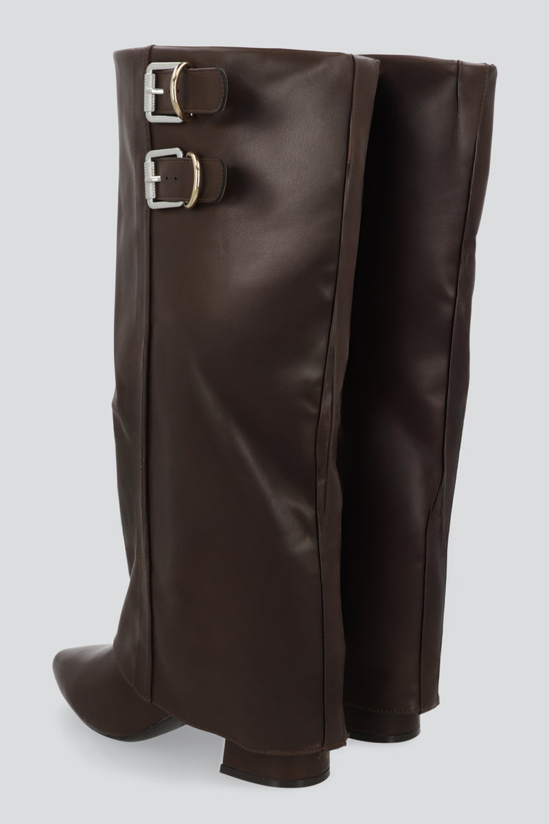 Bota funda alta hebillas