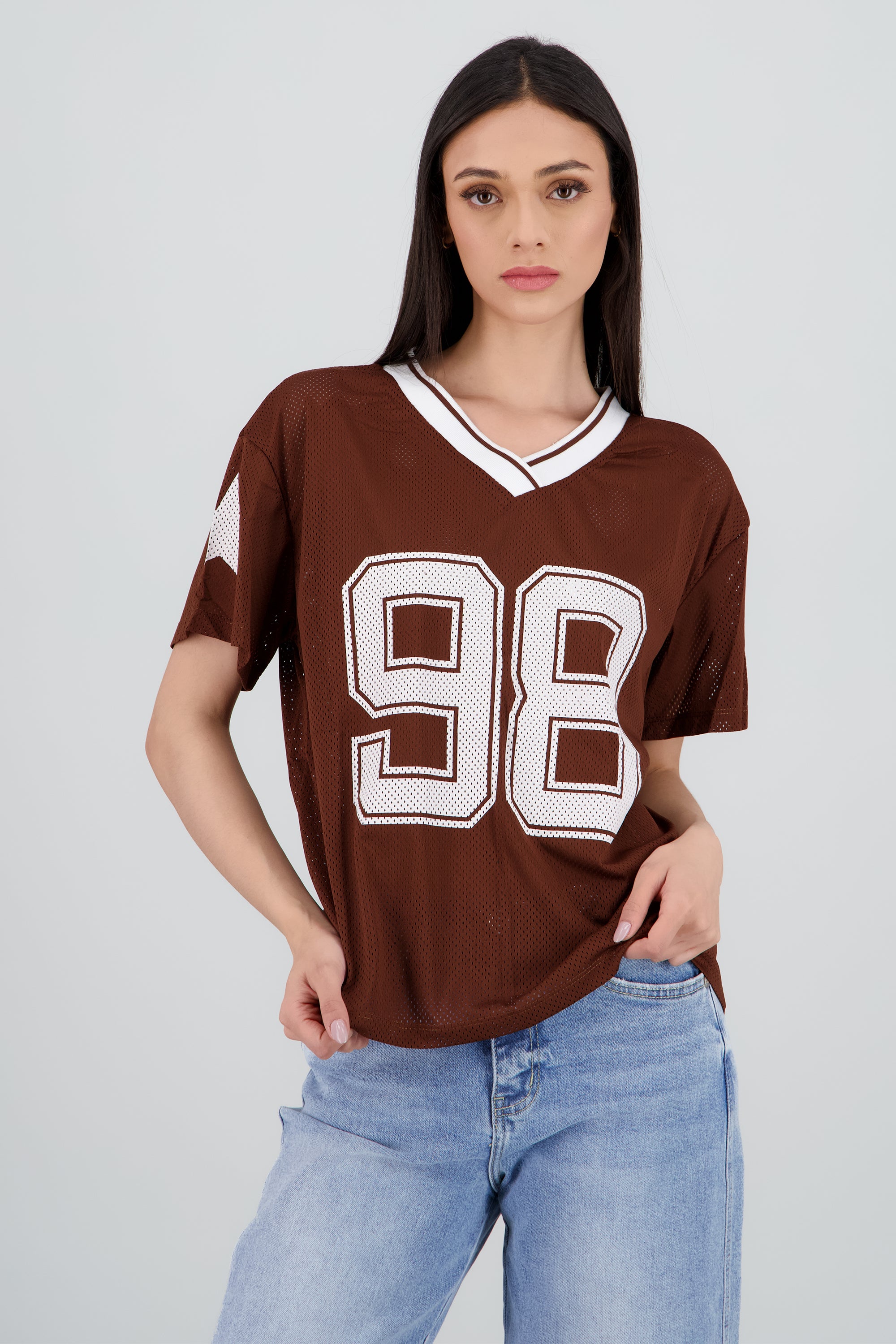 Playera over estampado numero CAFE COMBO