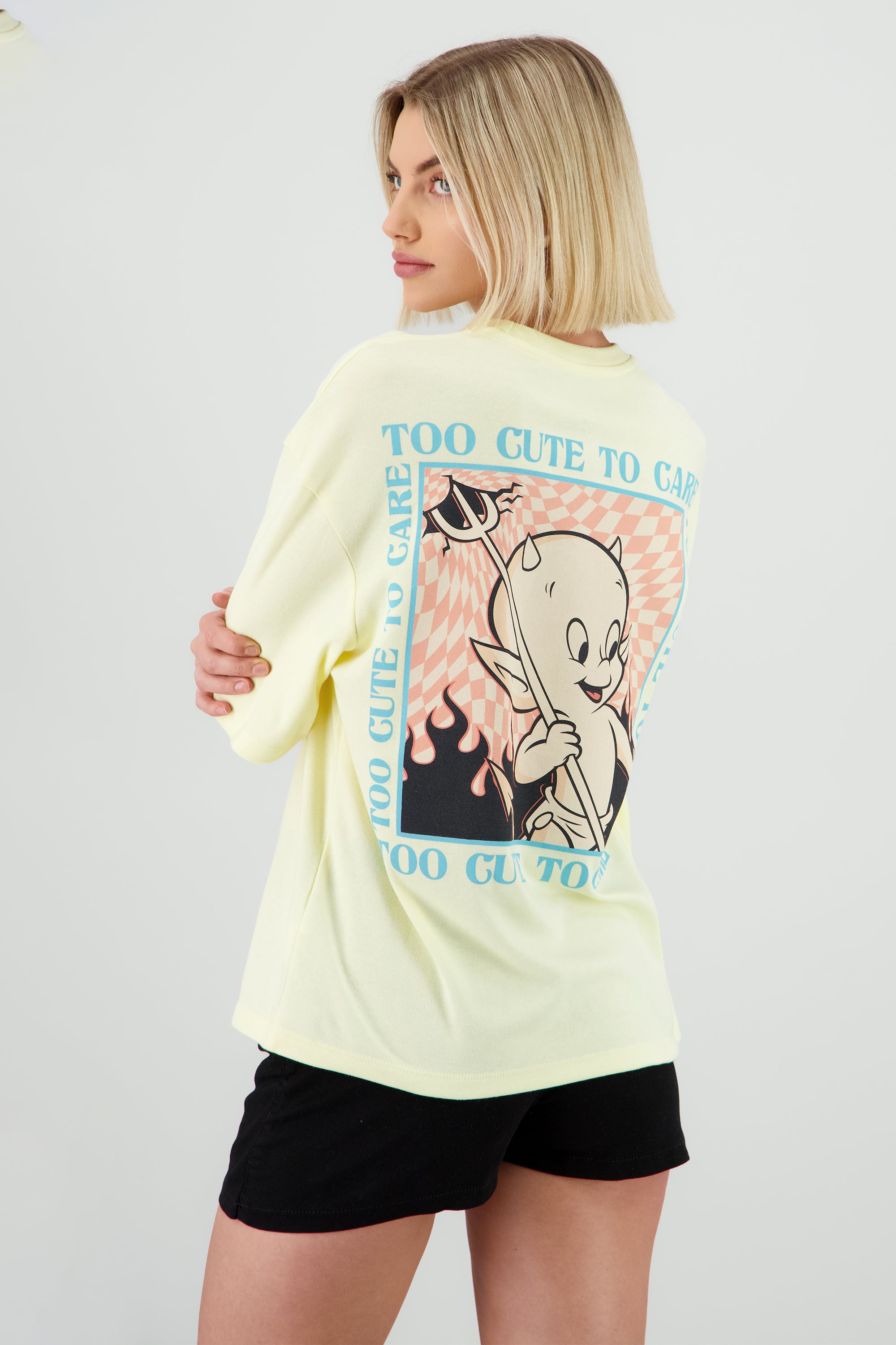 Playera hot stuff frente espalda AMARILLO PASTEL