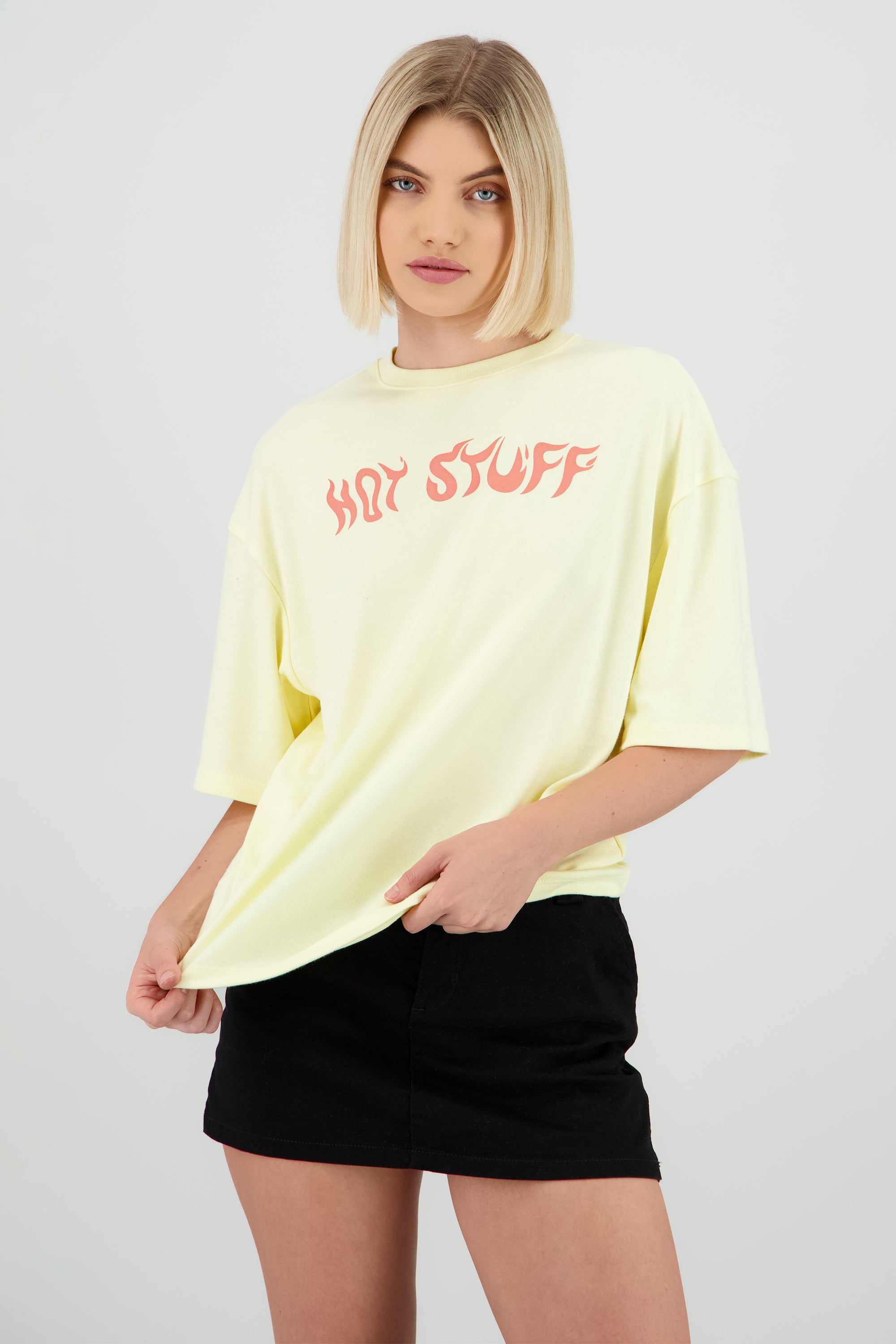 Playera hot stuff frente espalda AMARILLO PASTEL