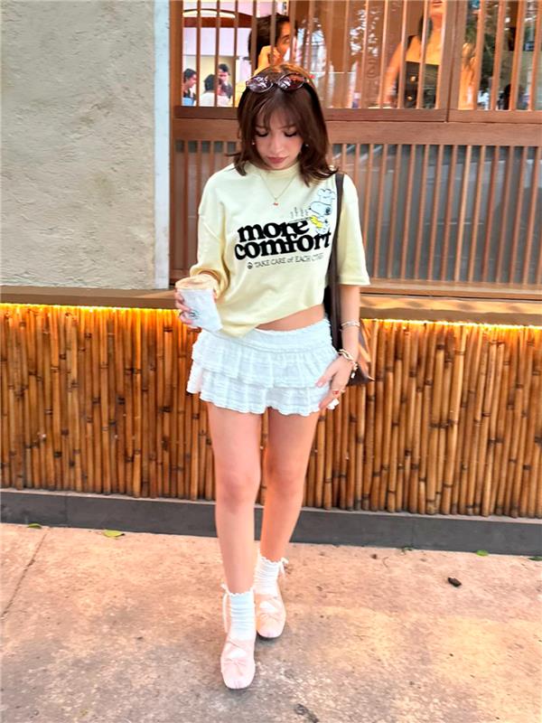 Playera overs Snoopy chef AMARILLO PASTEL