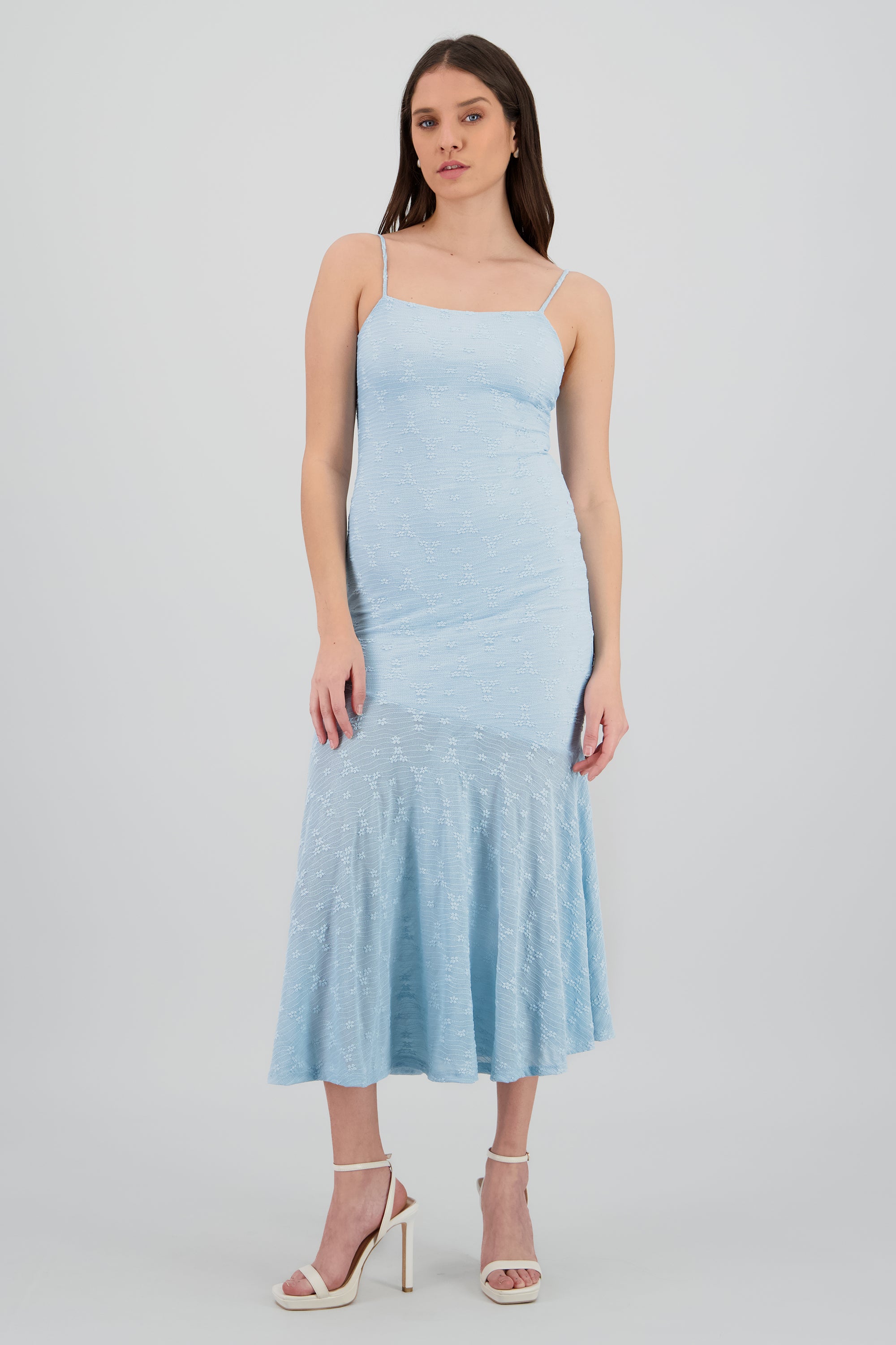Vestido maxi encaje caida fluida AZUL PASTEL