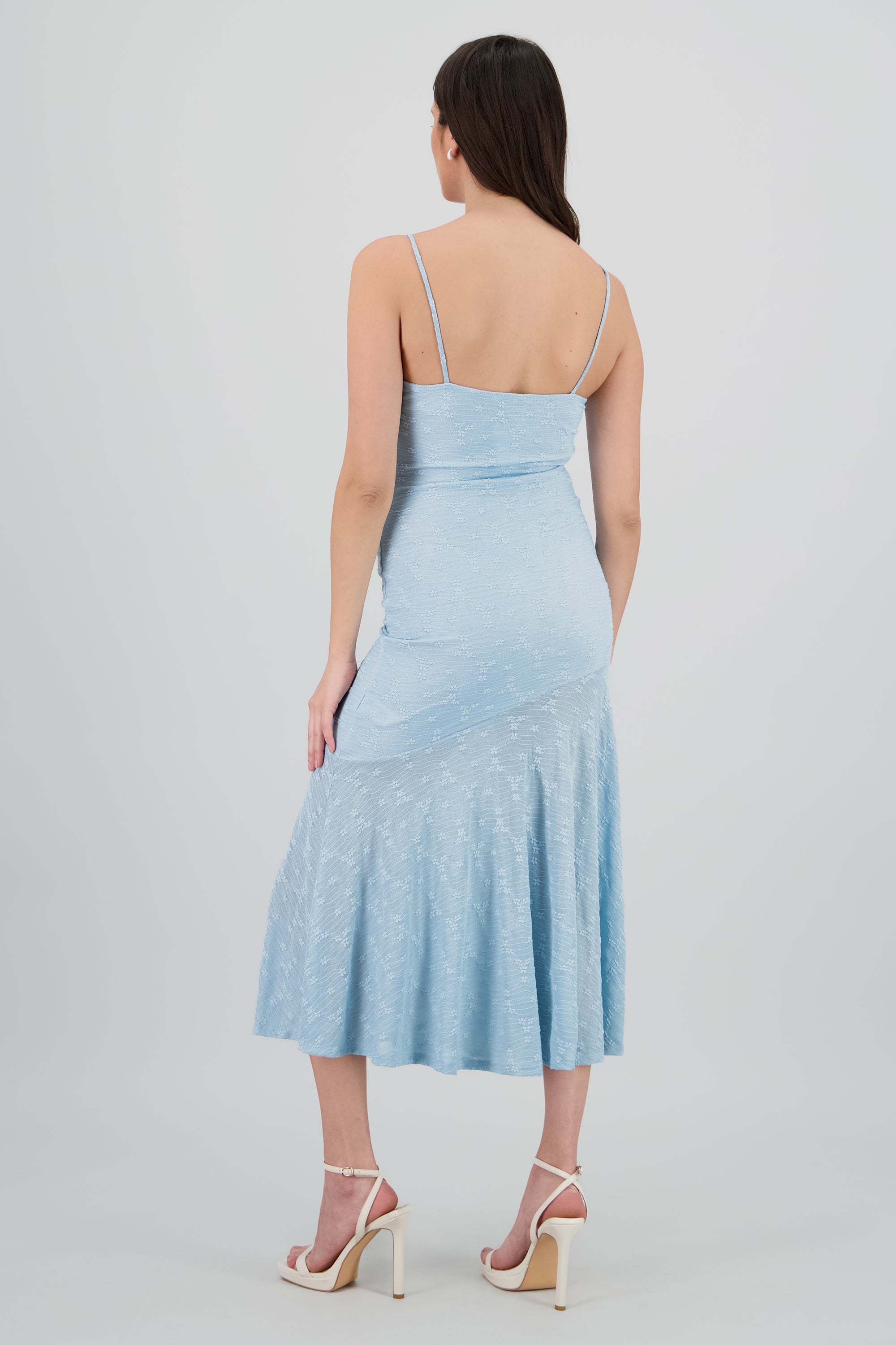 Vestido maxi encaje caida fluida AZUL PASTEL