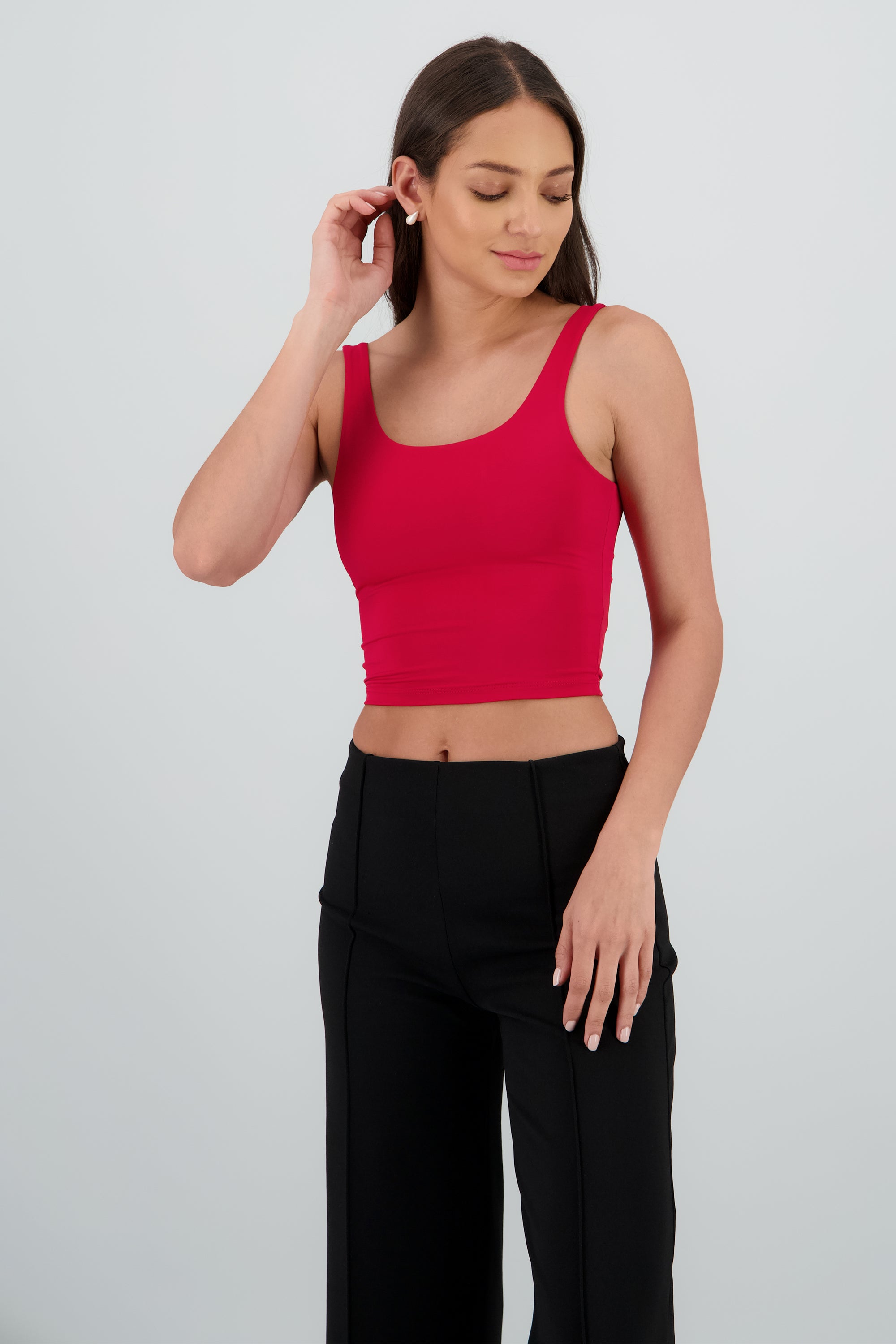 Top tirantes cuello redondo ROJO