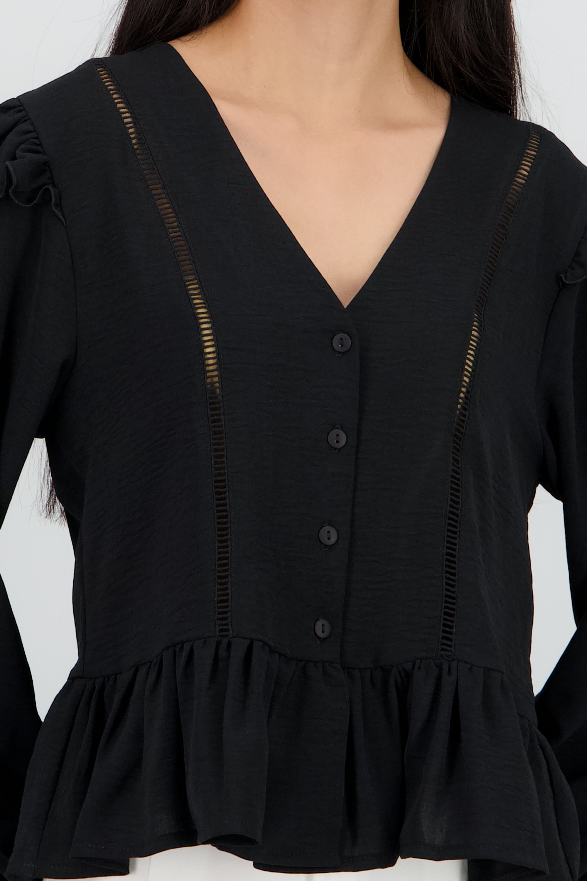 Blusa manga larga olanes NEGRO