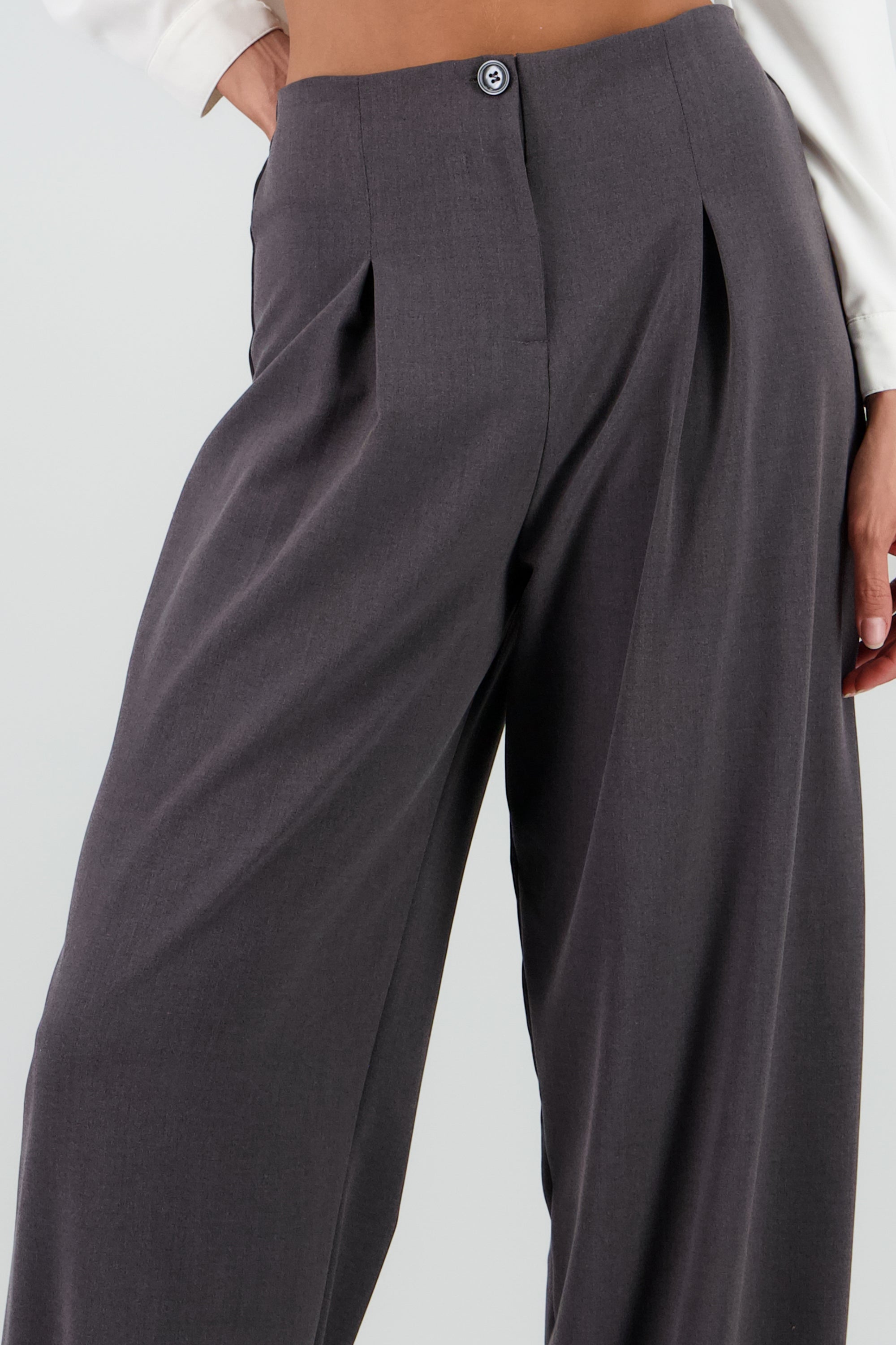 Pantalon pinzas GRIS