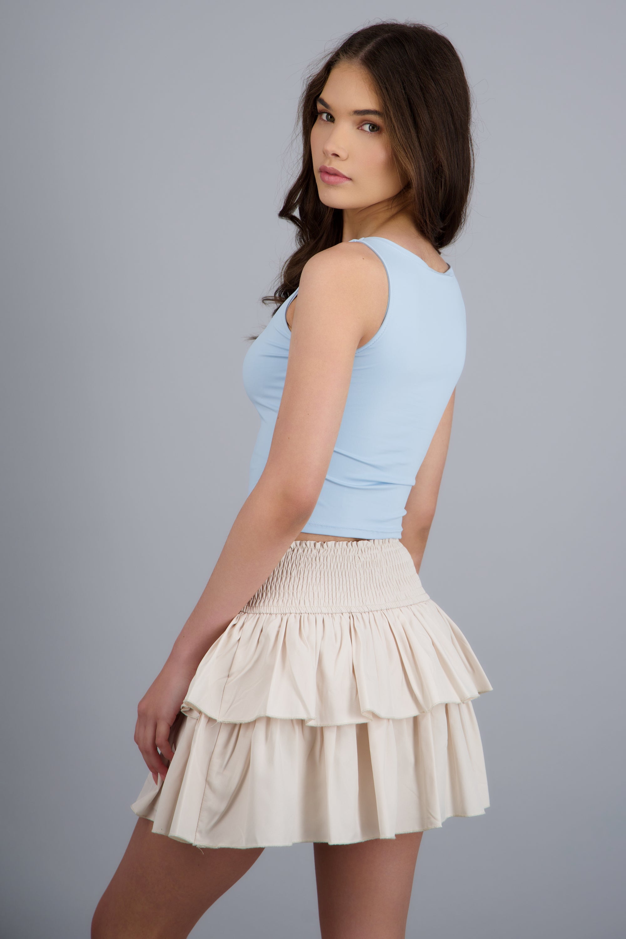 Top corto escote recto sin manga AZUL CIELO