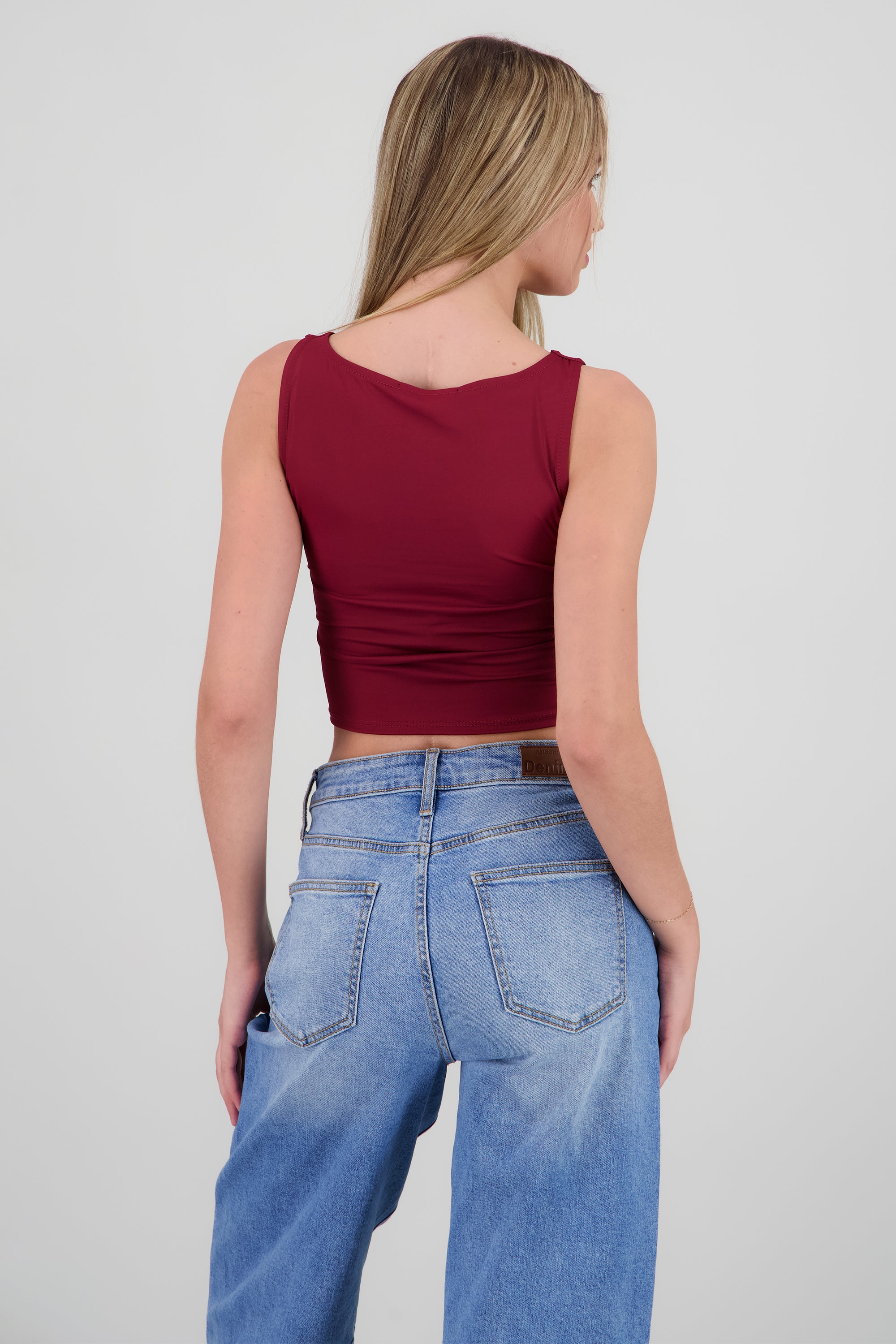 Top corto escote recto sin manga VINO