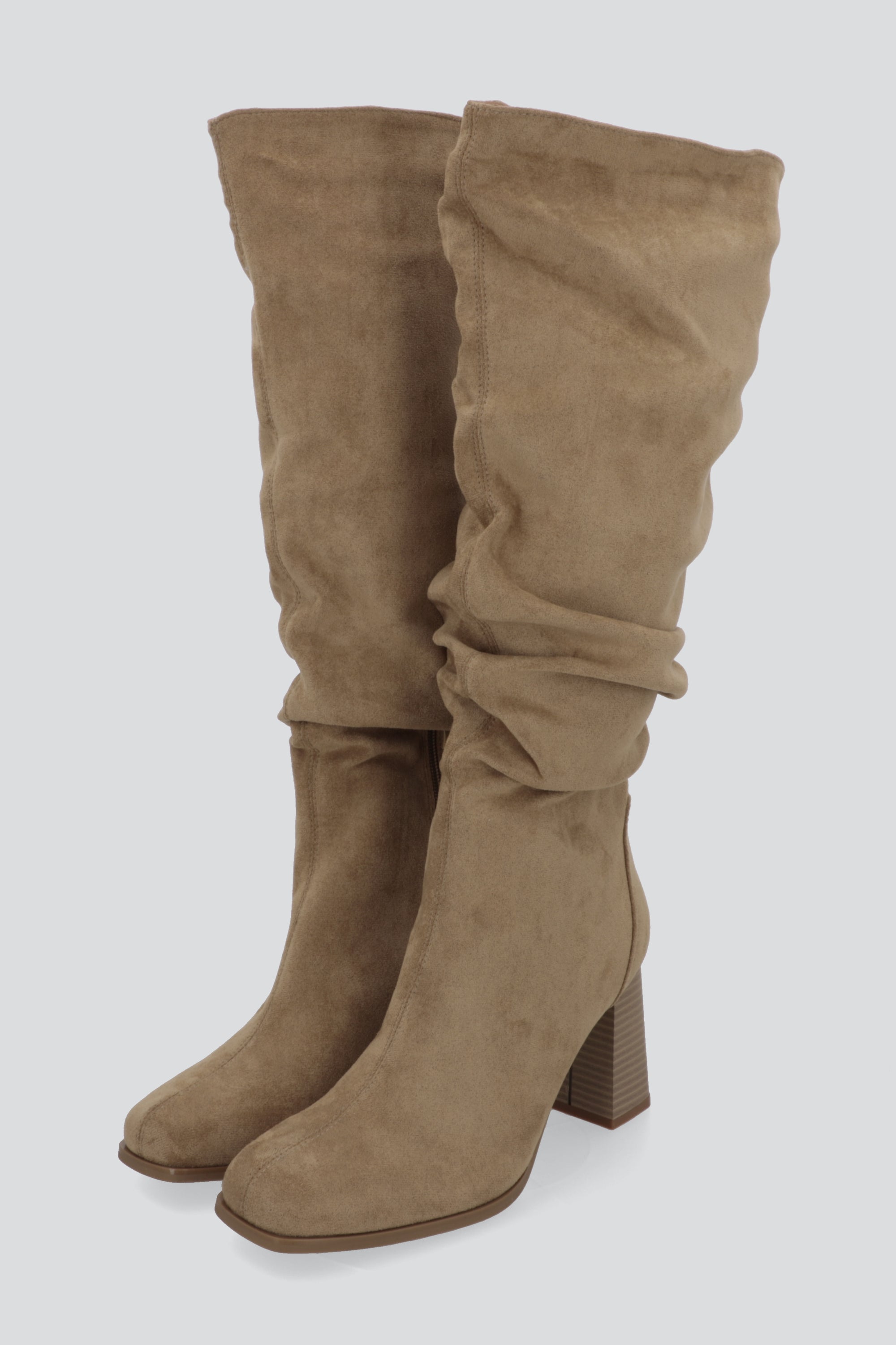 Bota alta slouchy suede BEIGE