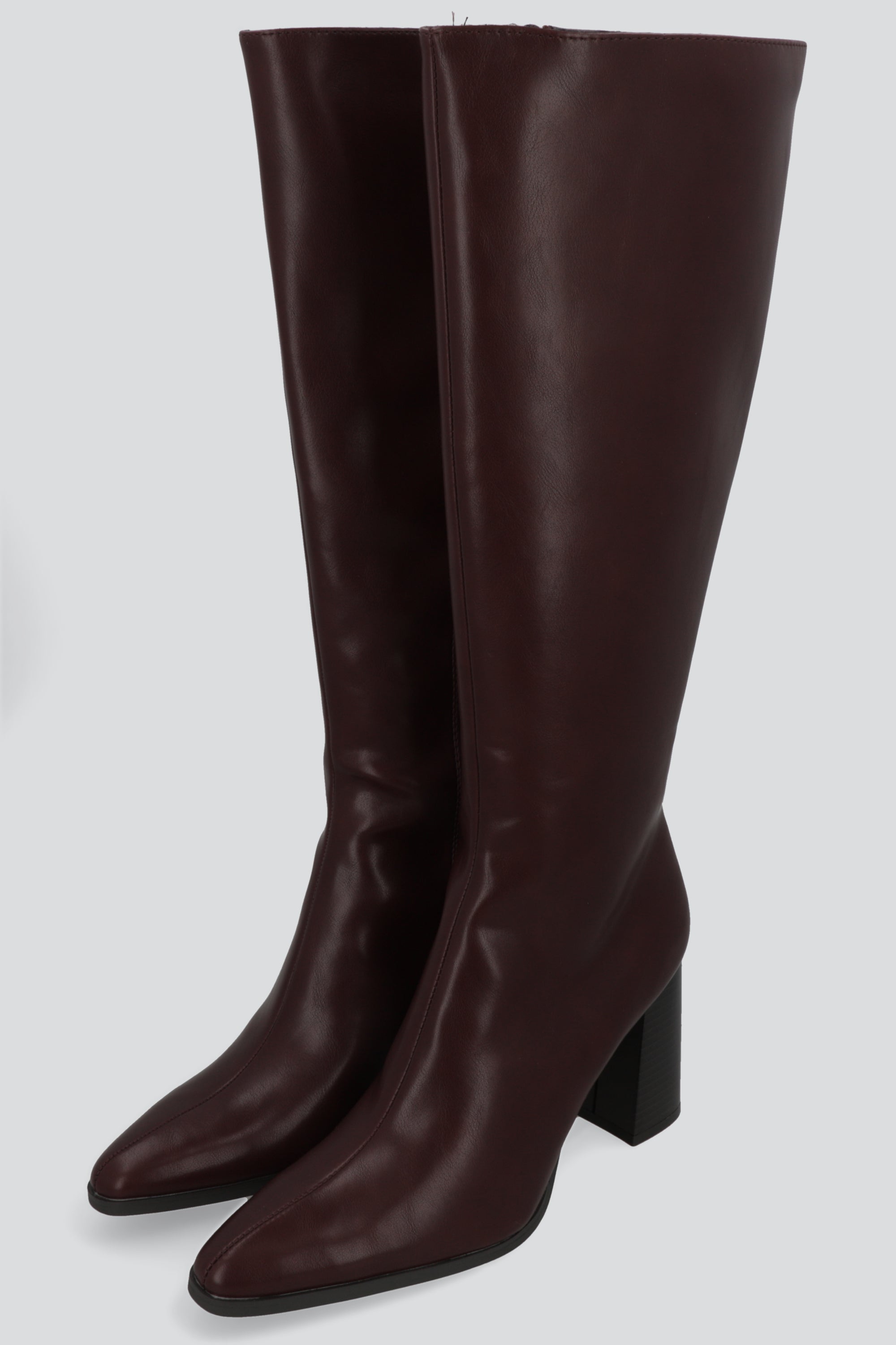 Bota alta rigida VINO