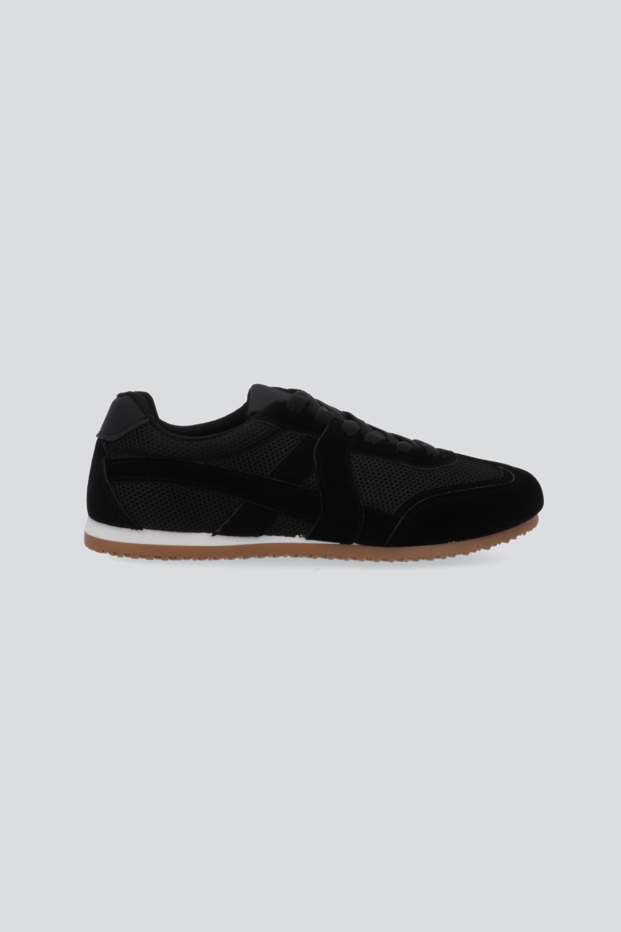 Tenis estilo retro contrastes
