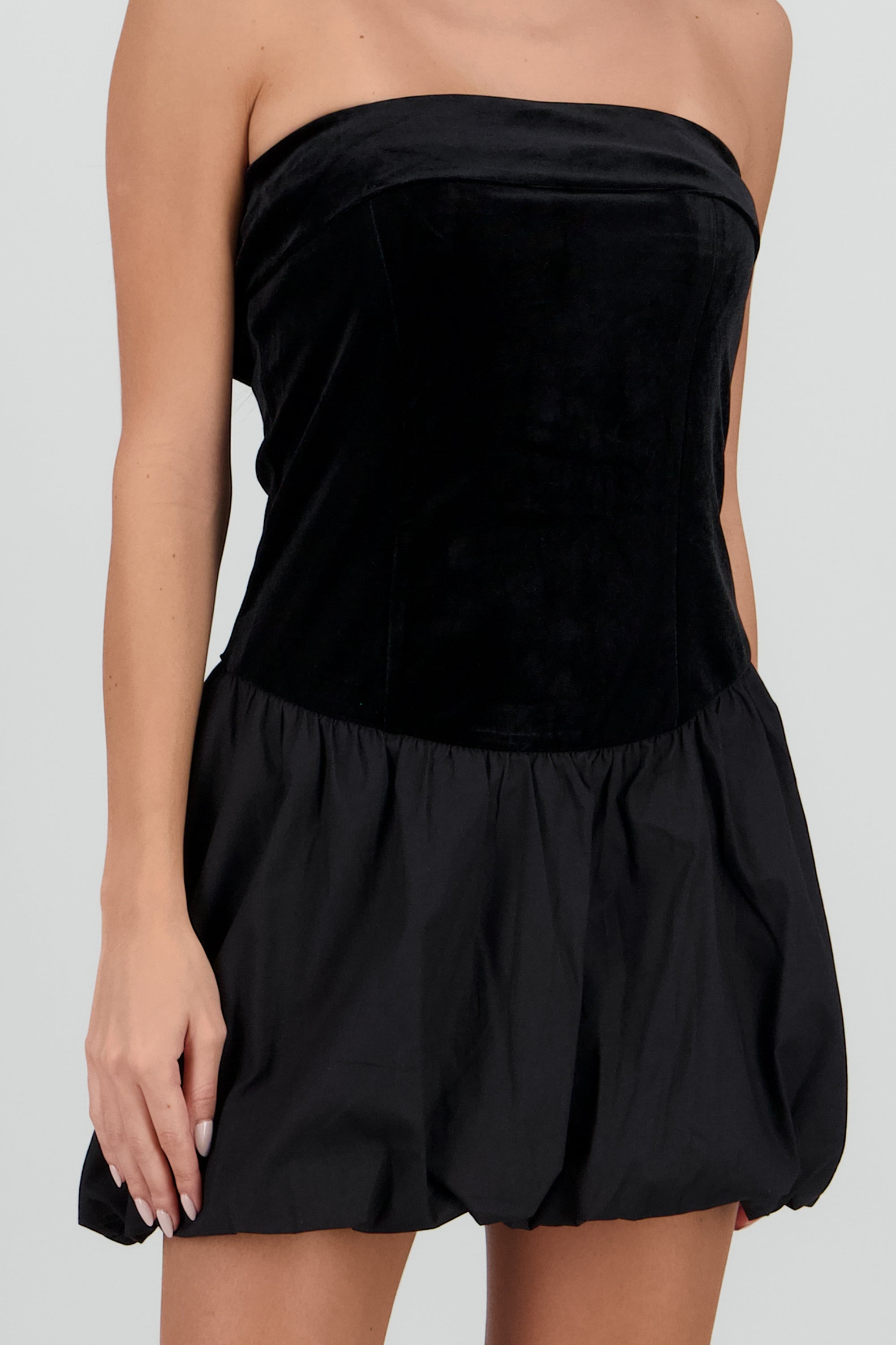 Vestido falda globo terciopelo NEGRO