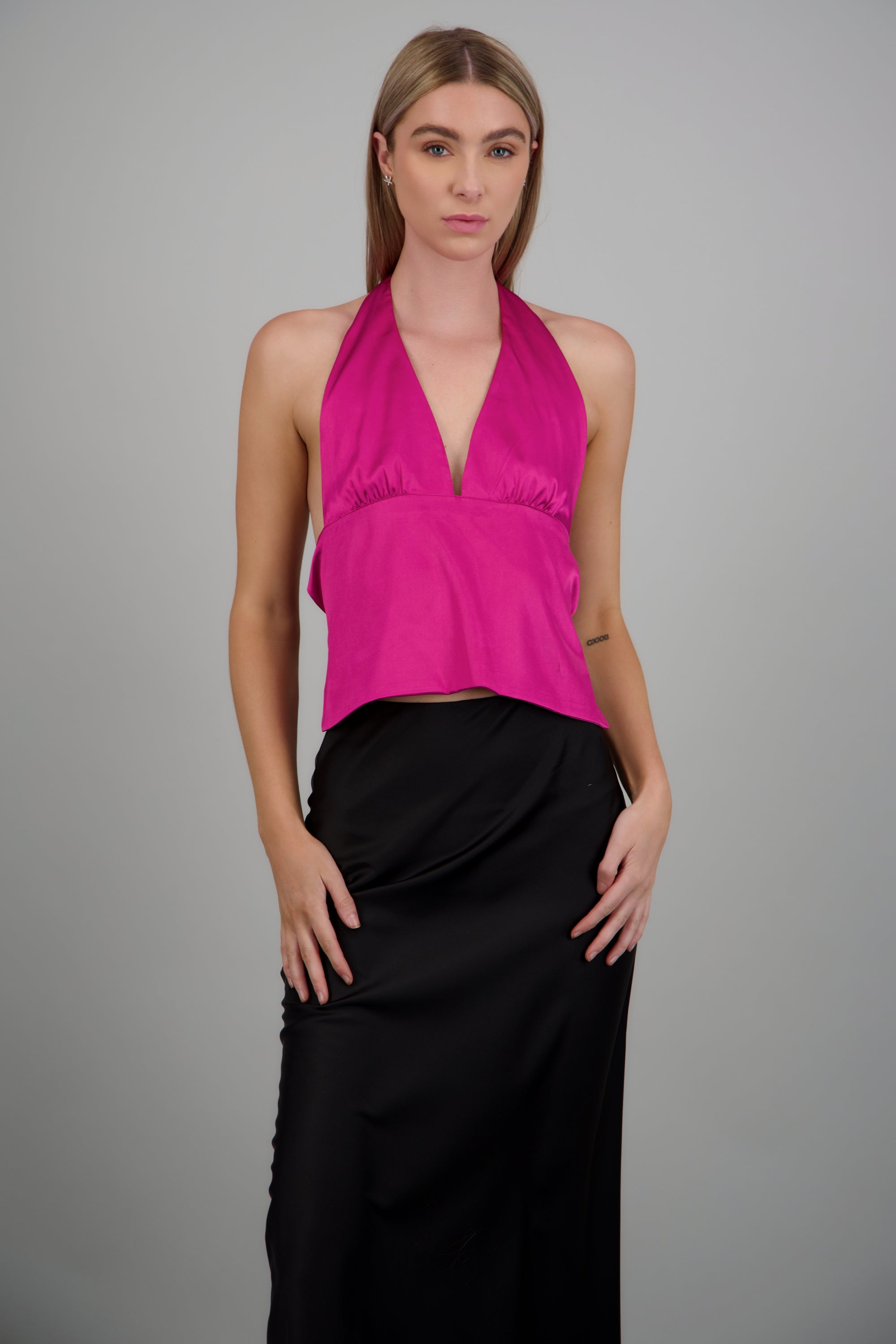 Top satinado escote espalda hypsters MAGENTA