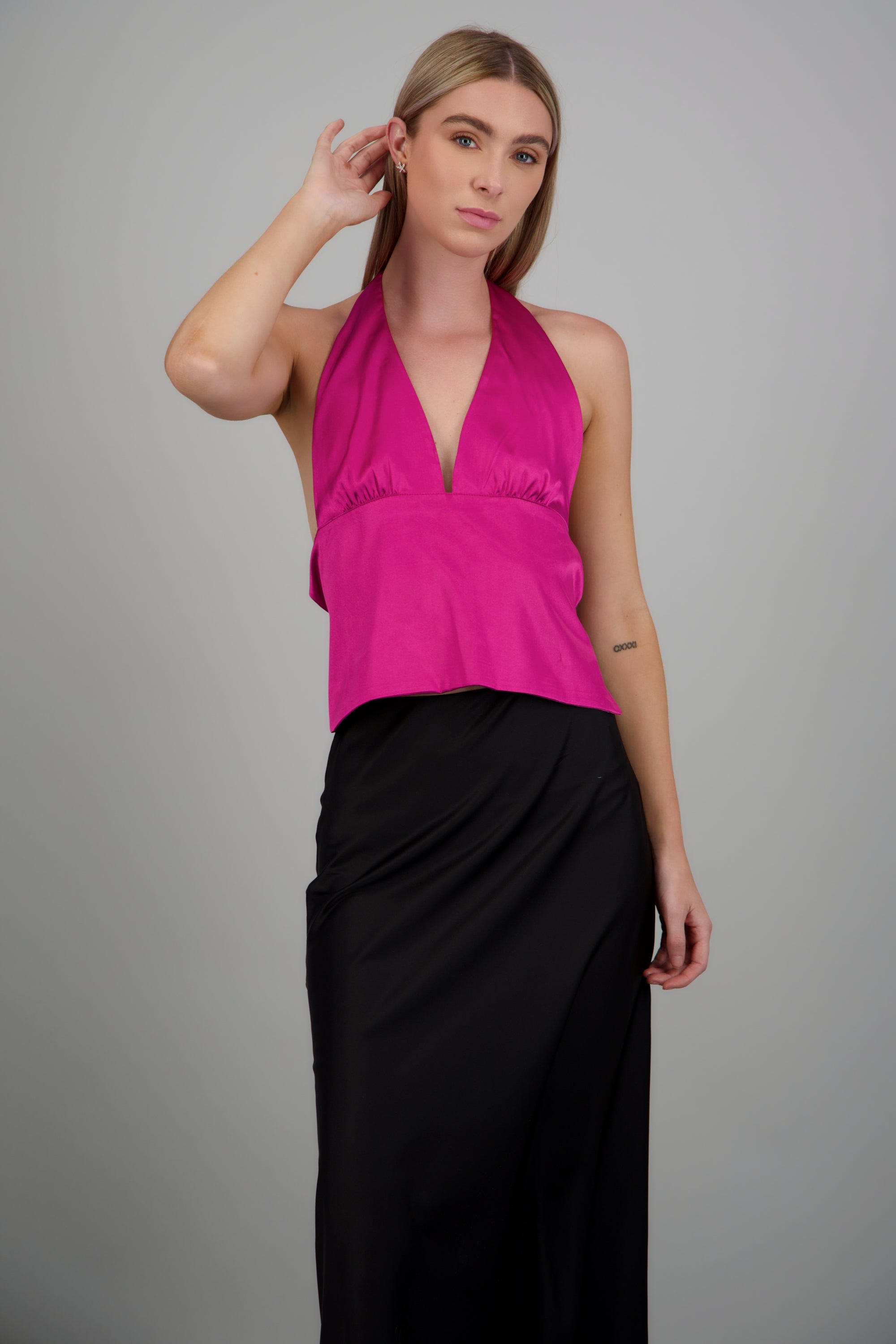 Top satinado escote espalda hypsters MAGENTA