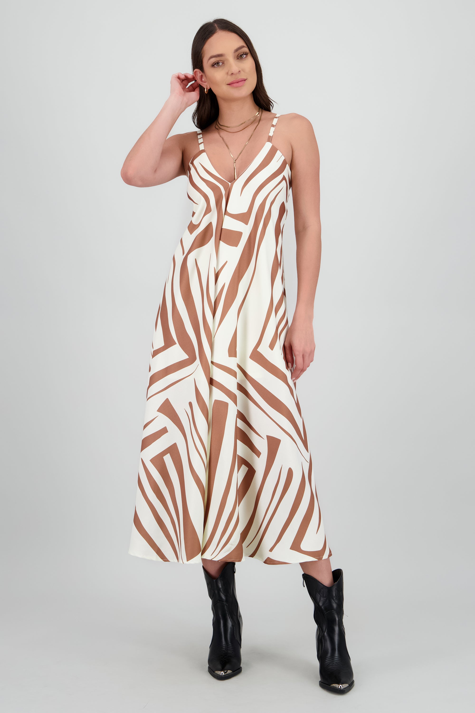 Vestido escote v estampado CAMELLO