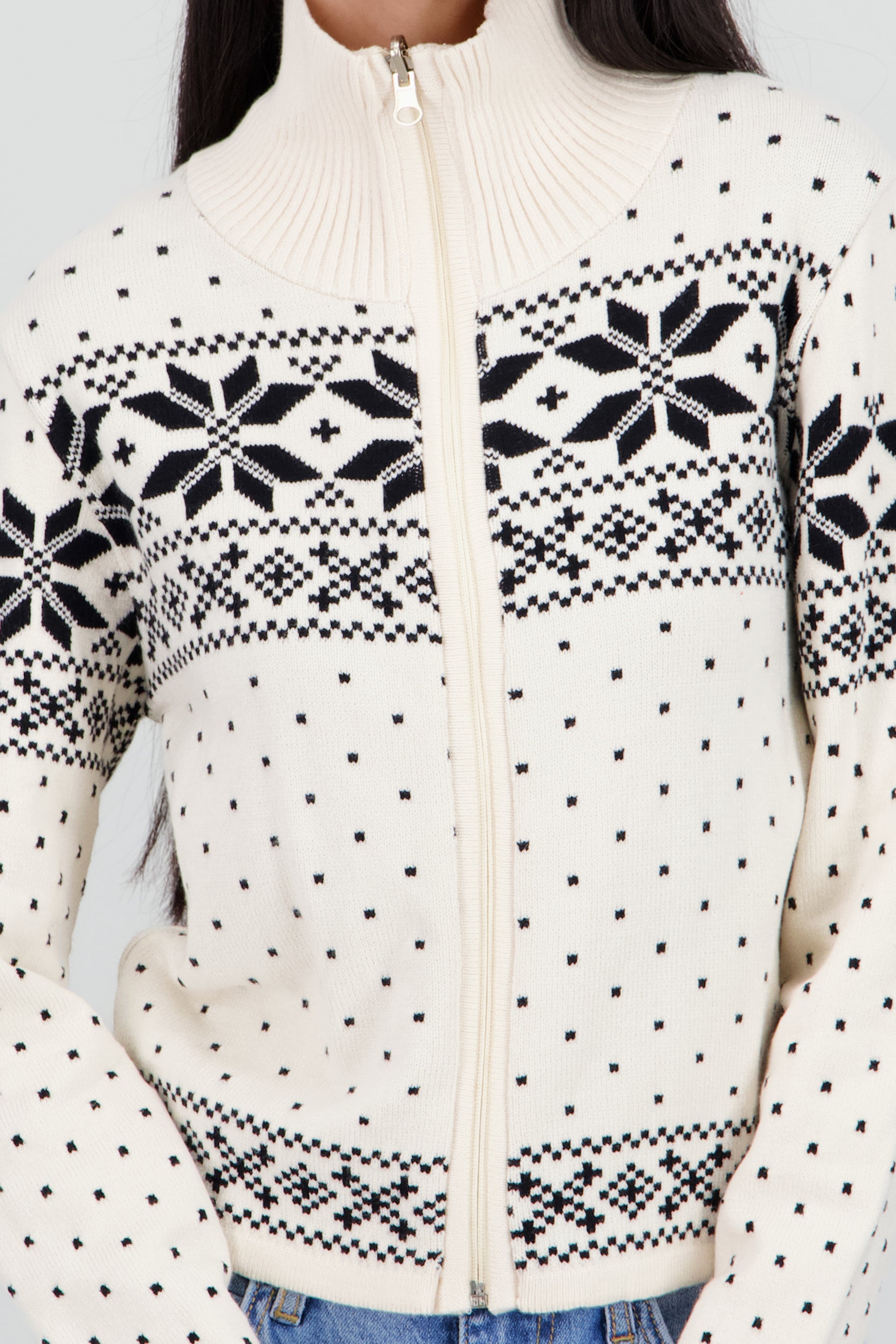 Sueter Grecas detalle cierre BLANCO COMBO
