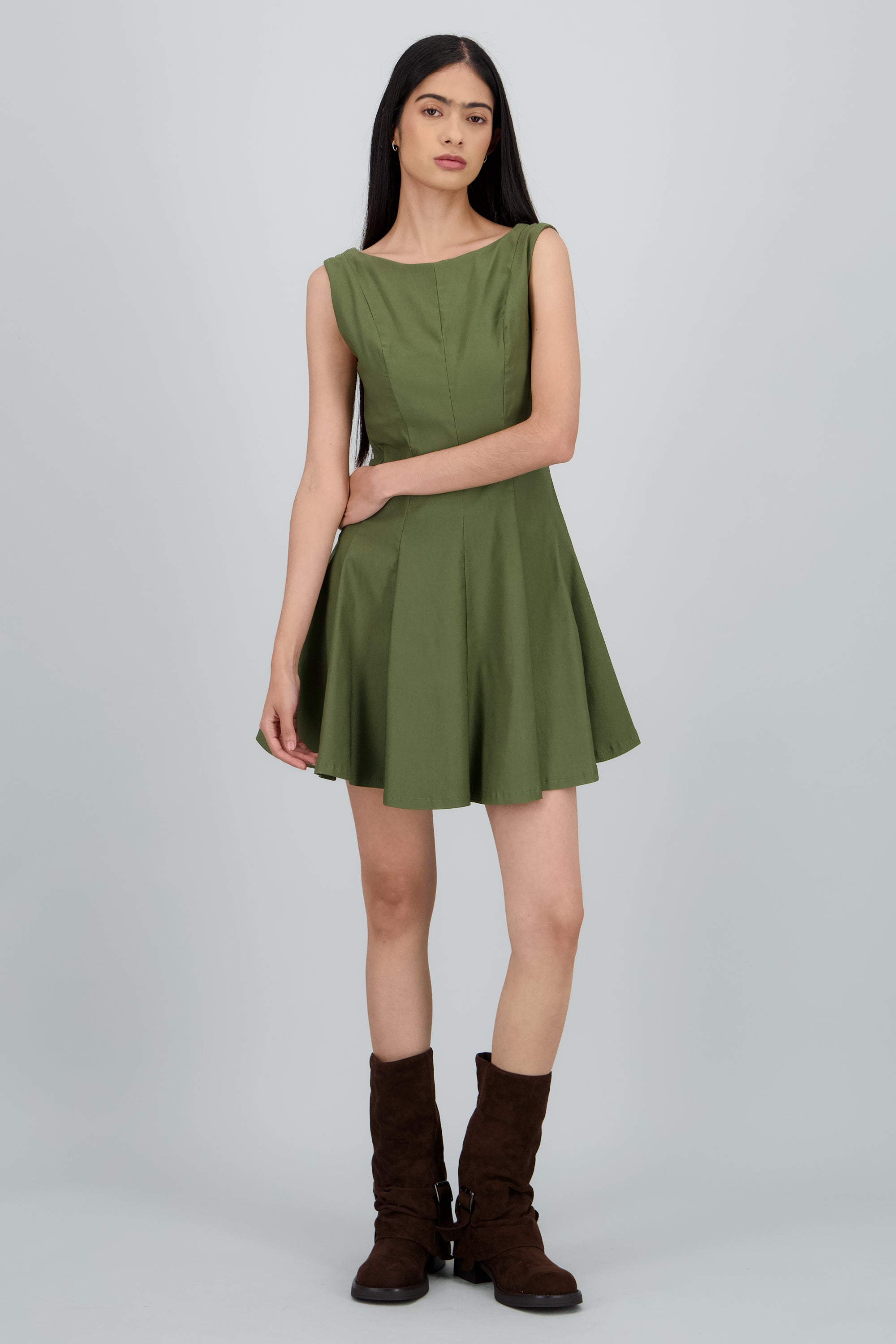 Vestido mini escote recto cortes OLIVO