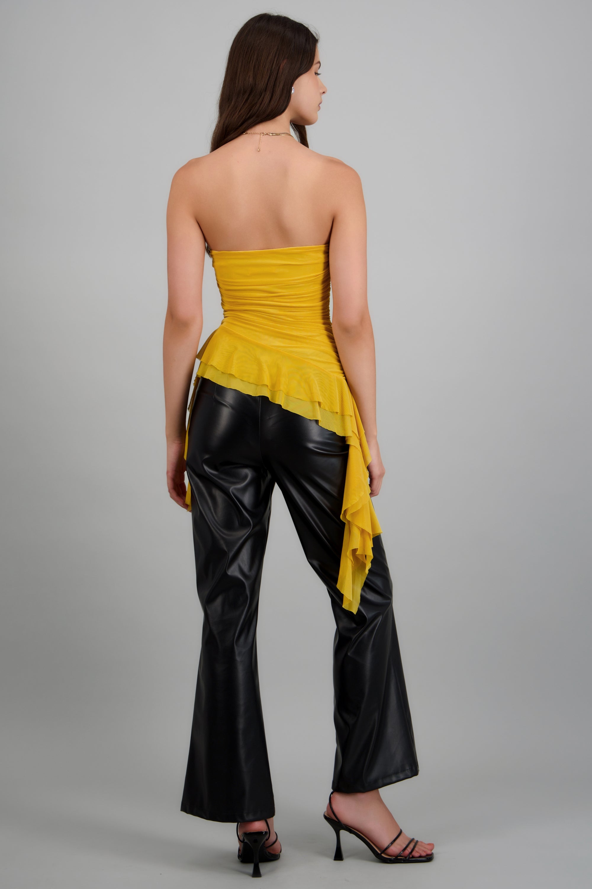 Top strapless drapeado MOSTAZA