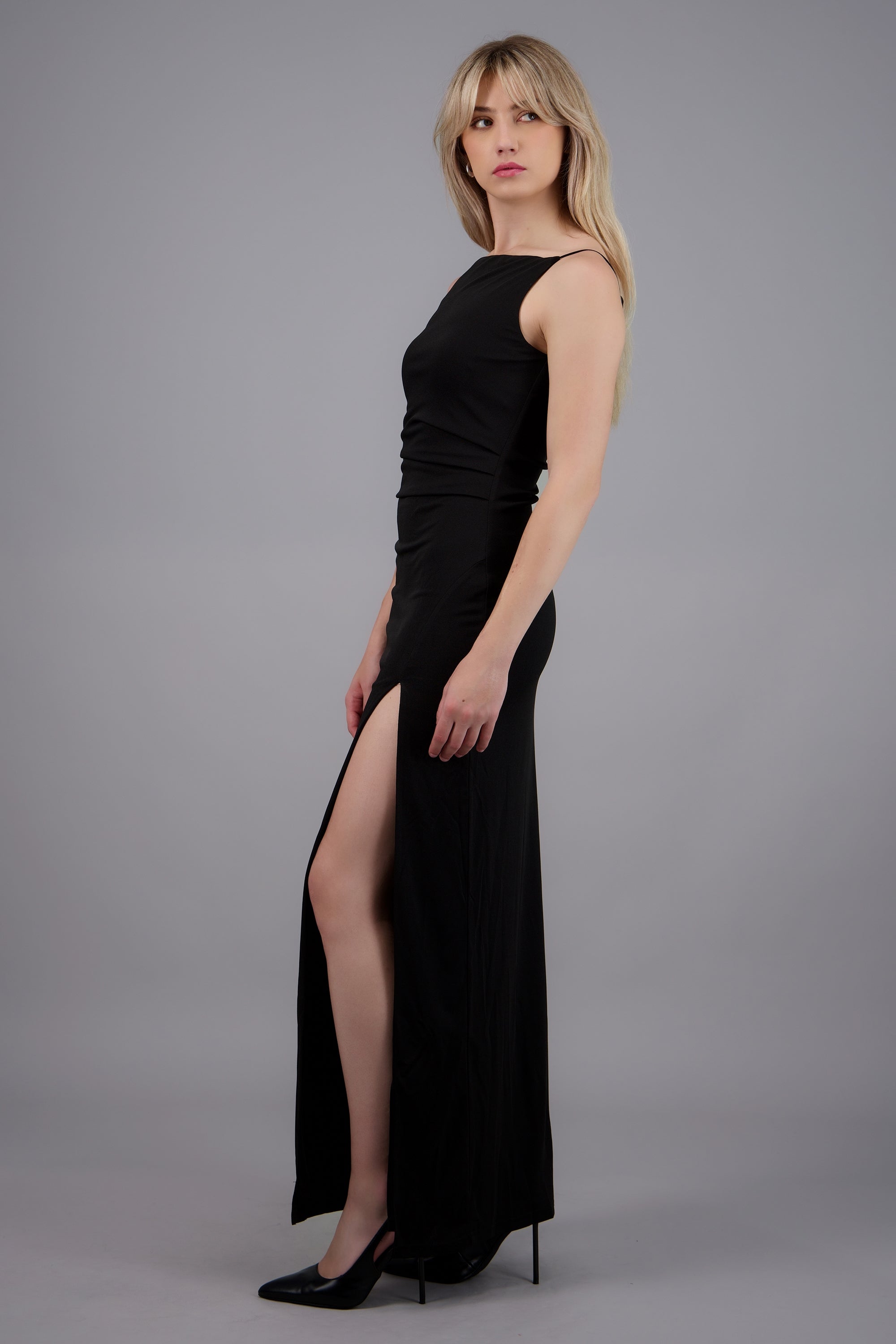 Vestido maxi bodycon liso NEGRO