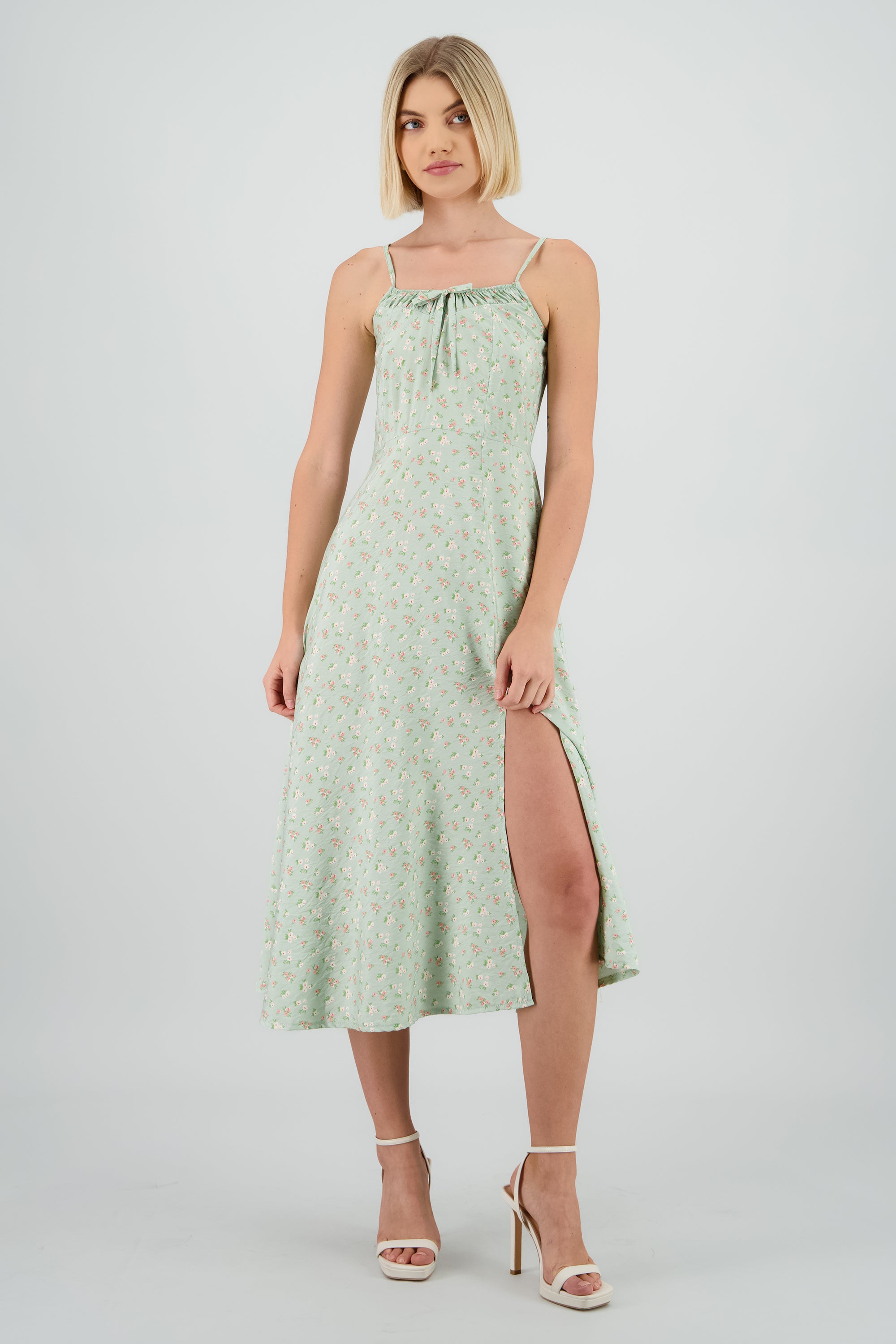 LIGHT GREEN